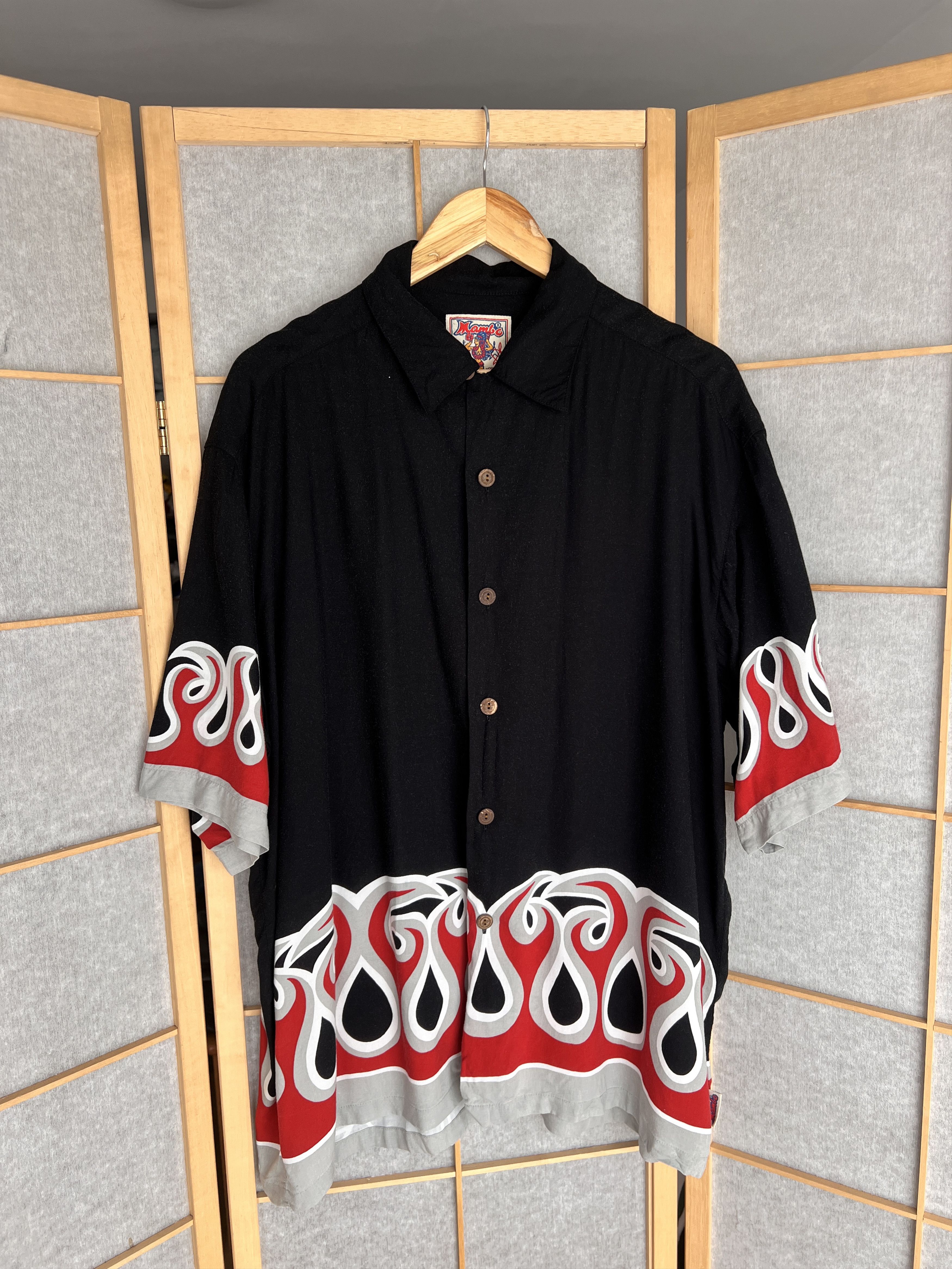 Mambo Crazy! Mambo vintage 1990s Hawaiian shirt printed flame rare Size US L / EU 52-54 / 3 - 1 Thumbnail