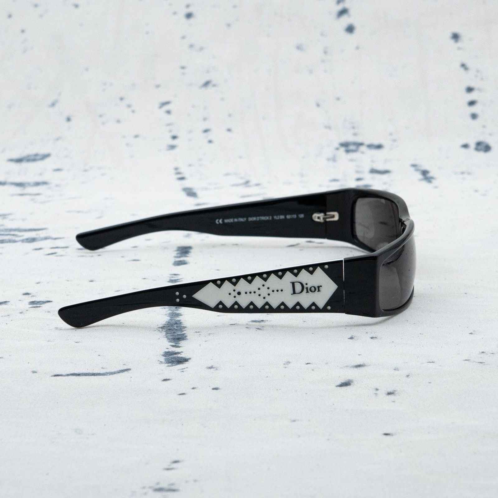 Dior × Vintage Vintage dior d trick 2 logo rectangular y2k sunglasses Size ONE SIZE - 3 Thumbnail
