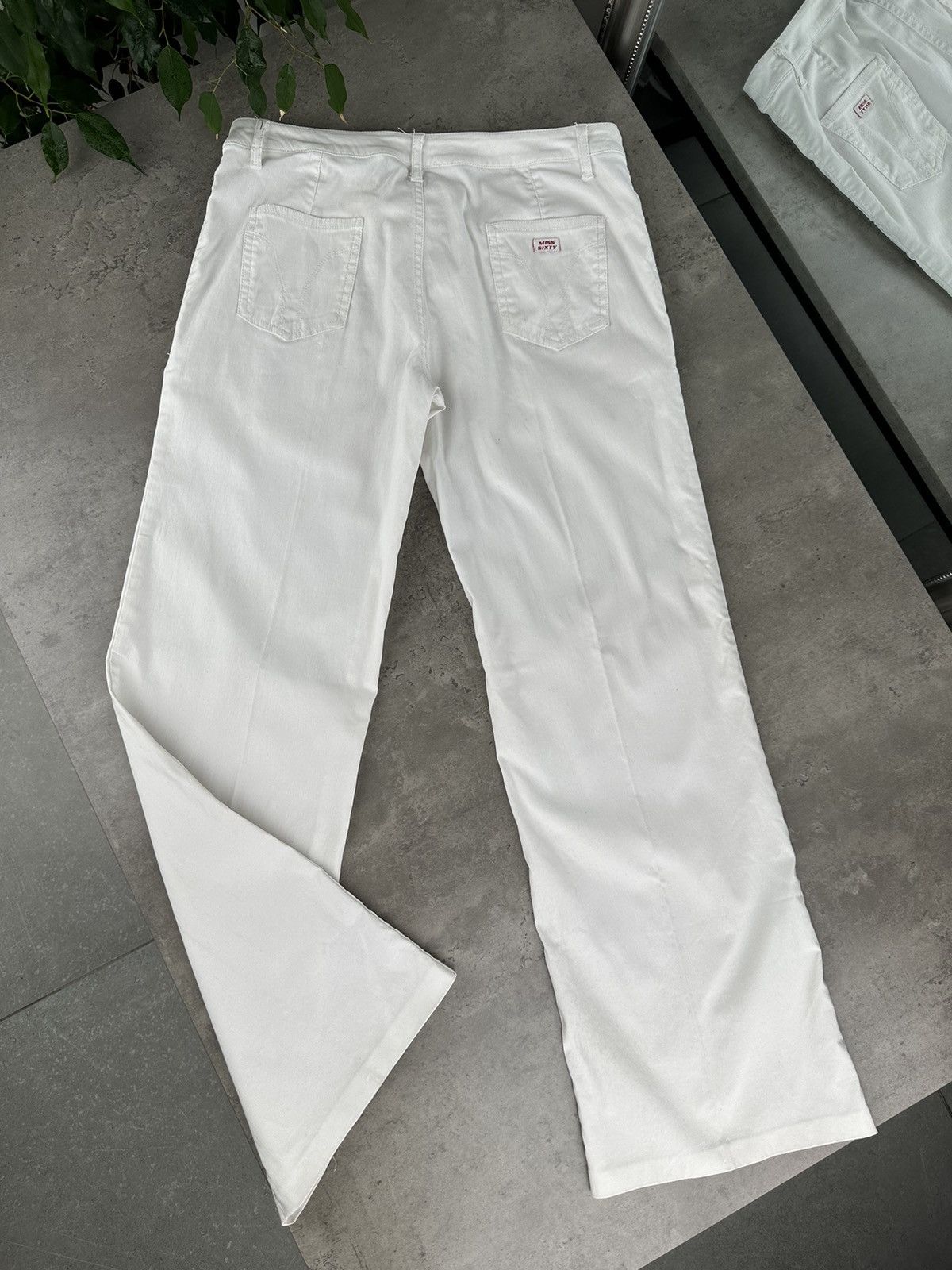 Miss Sixty Miss Sixty White Pants Size 29" - 12 Thumbnail
