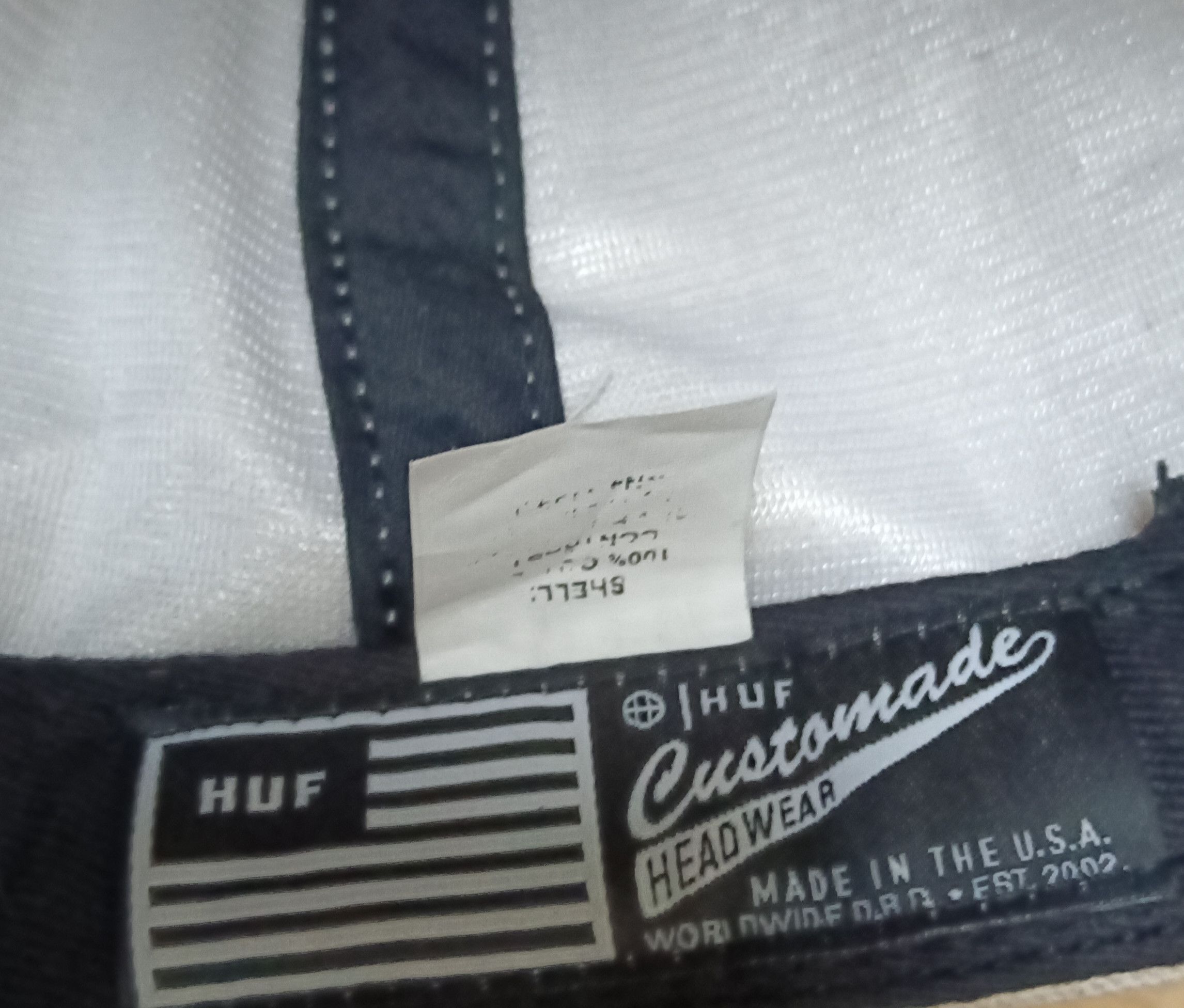 Club Sorayama × Huf HUF Big Iconic H Logo Leather Buckle BackHat Size ONE SIZE - 9 Thumbnail