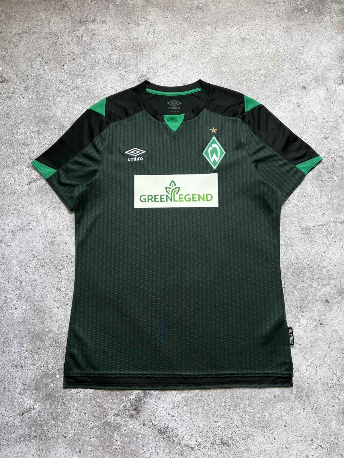 Vintage Umbro FC Werder Bremen 21/22 Football Soccer Shirt Trikot Size US L / EU 52-54 / 3 - 1 Thumbnail