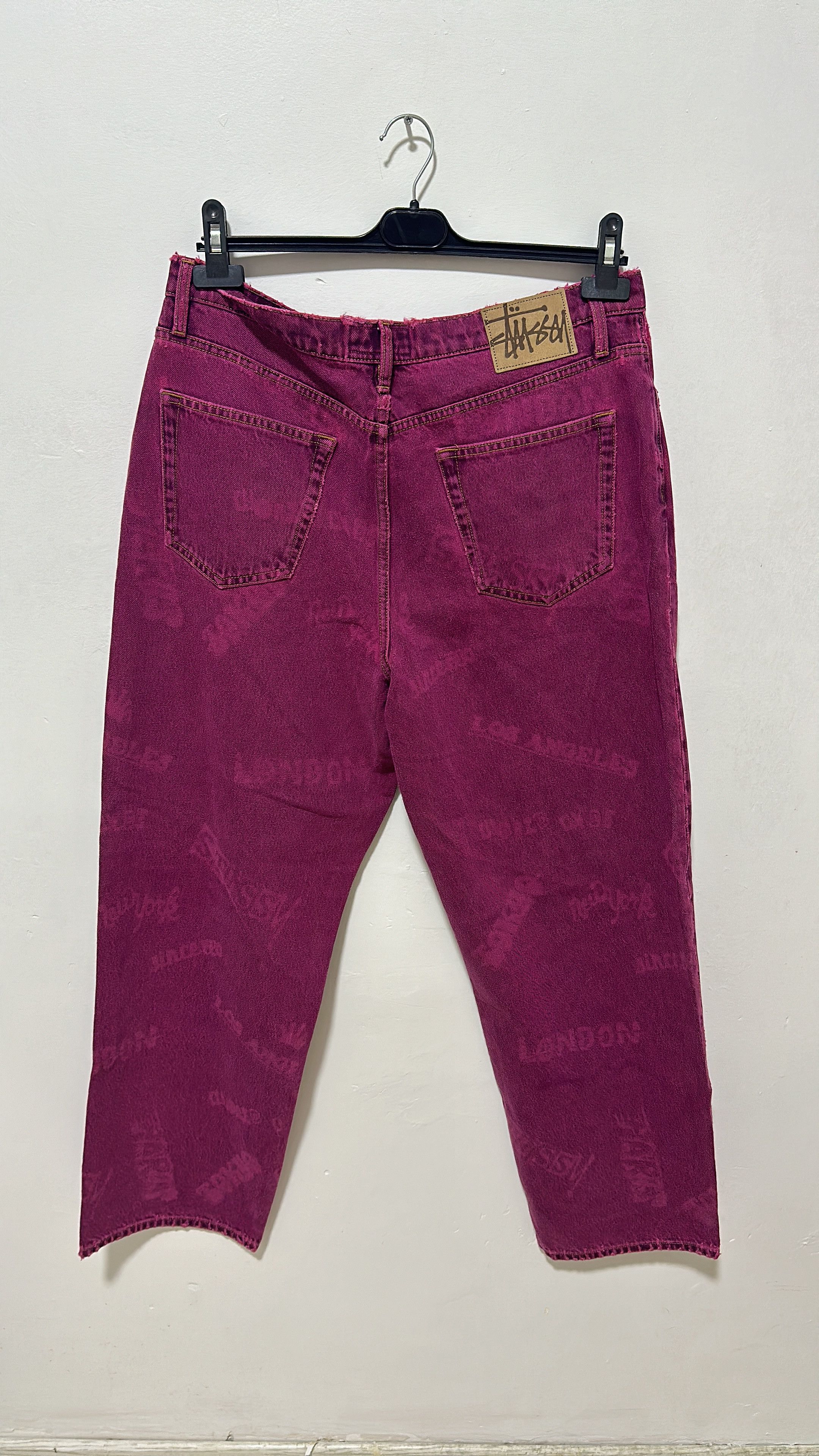Stussy Stussy Worldwide Big Ol Jean Fuschia Size 32 Size US 32 / EU 48 - 2 Thumbnail