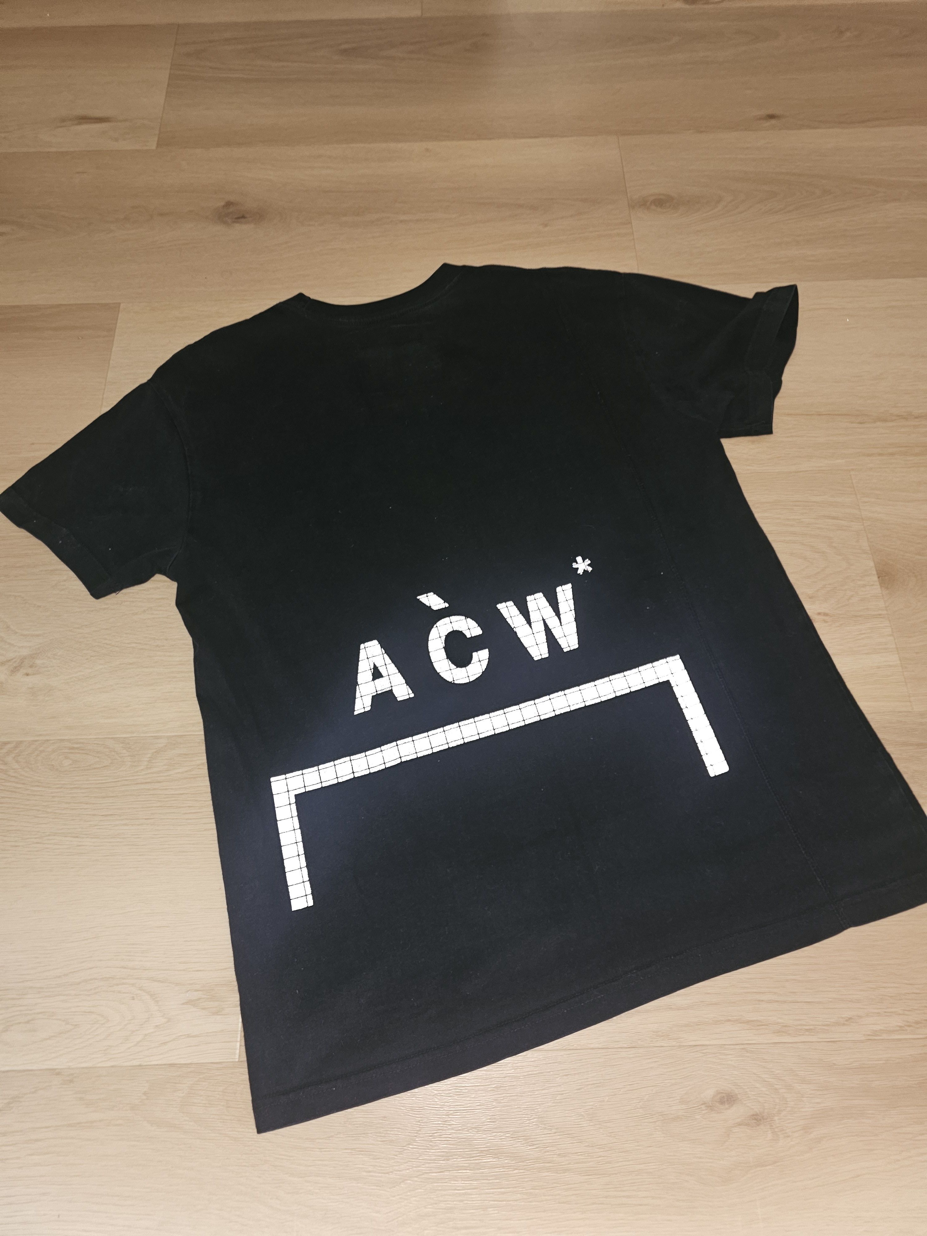 A-COLD-WALL* A Cold Wall Bracket Reflective Logo tee Size US M / EU 48-50 / 2 - 1 Thumbnail