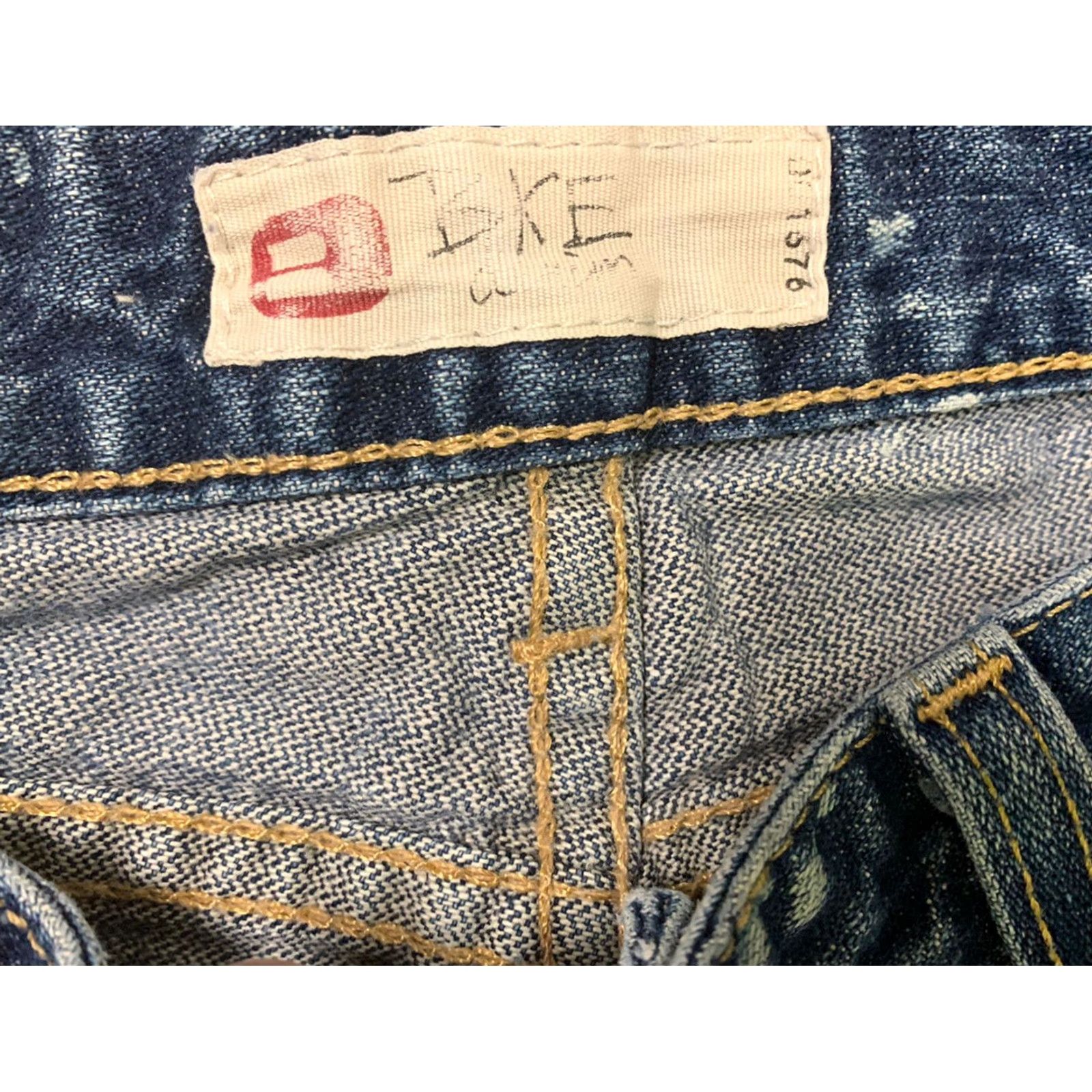 Vintage Womens BKE Buckle Star Cropped Blue Shorts Size 27 Size 27" / US 4 / IT 40 - 2 Thumbnail