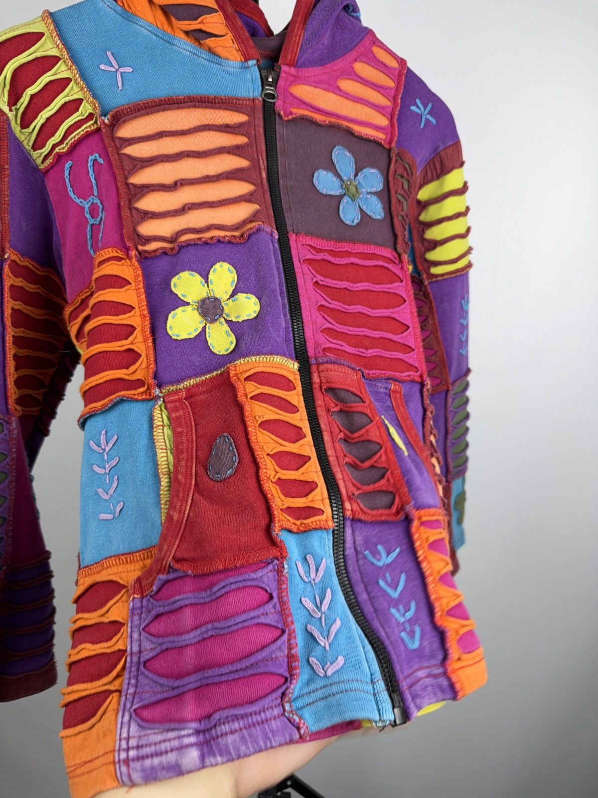 Japanese Brand Retro Nepal Patchwork Hoodie Hippie Boho Distressed Jacket Size S / US 4 / IT 40 - 4 Thumbnail