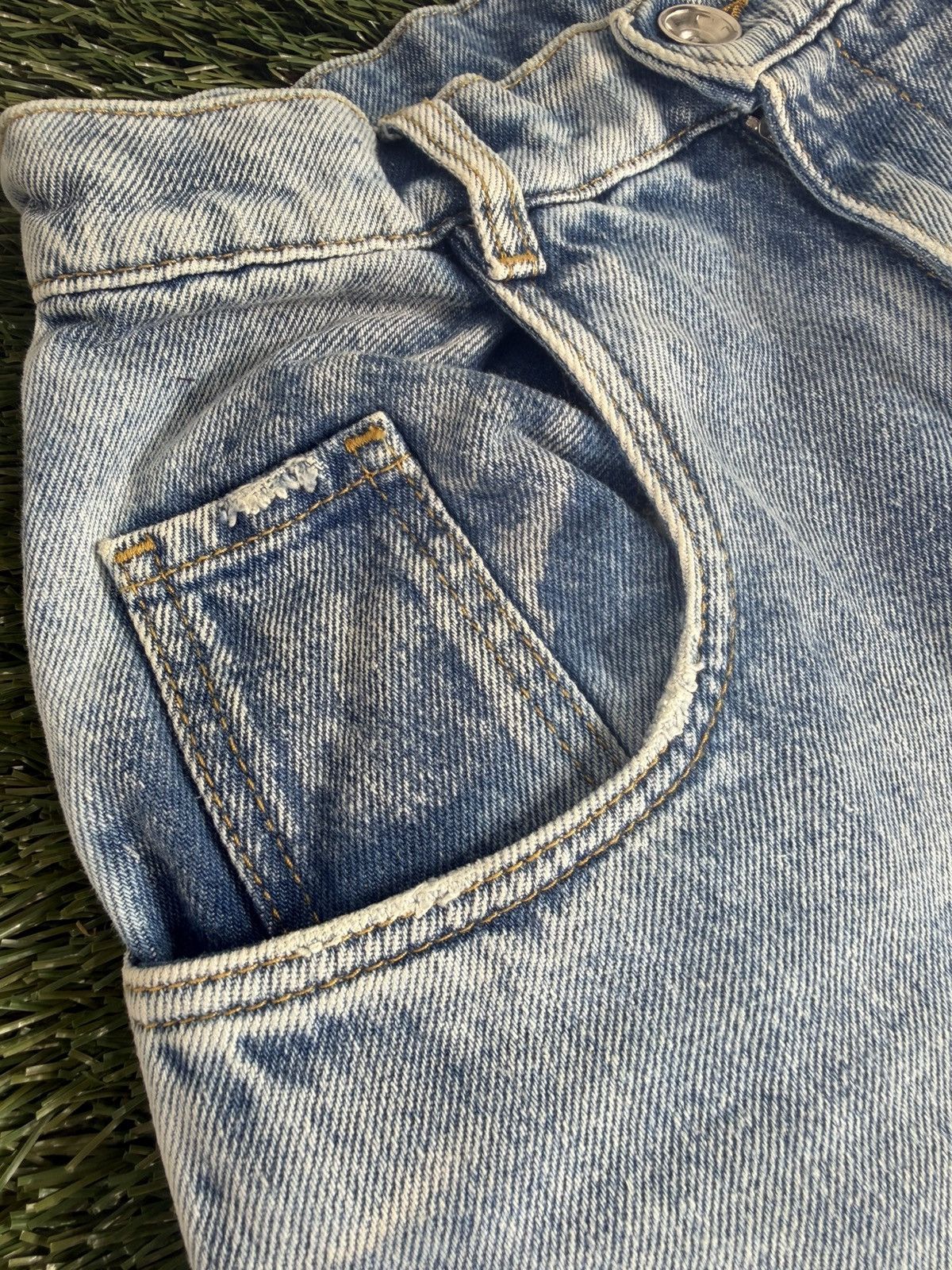 Maison Margiela Maison Margiela Cut-Out Distressed Denim Jeans Size 33" - 3 Thumbnail