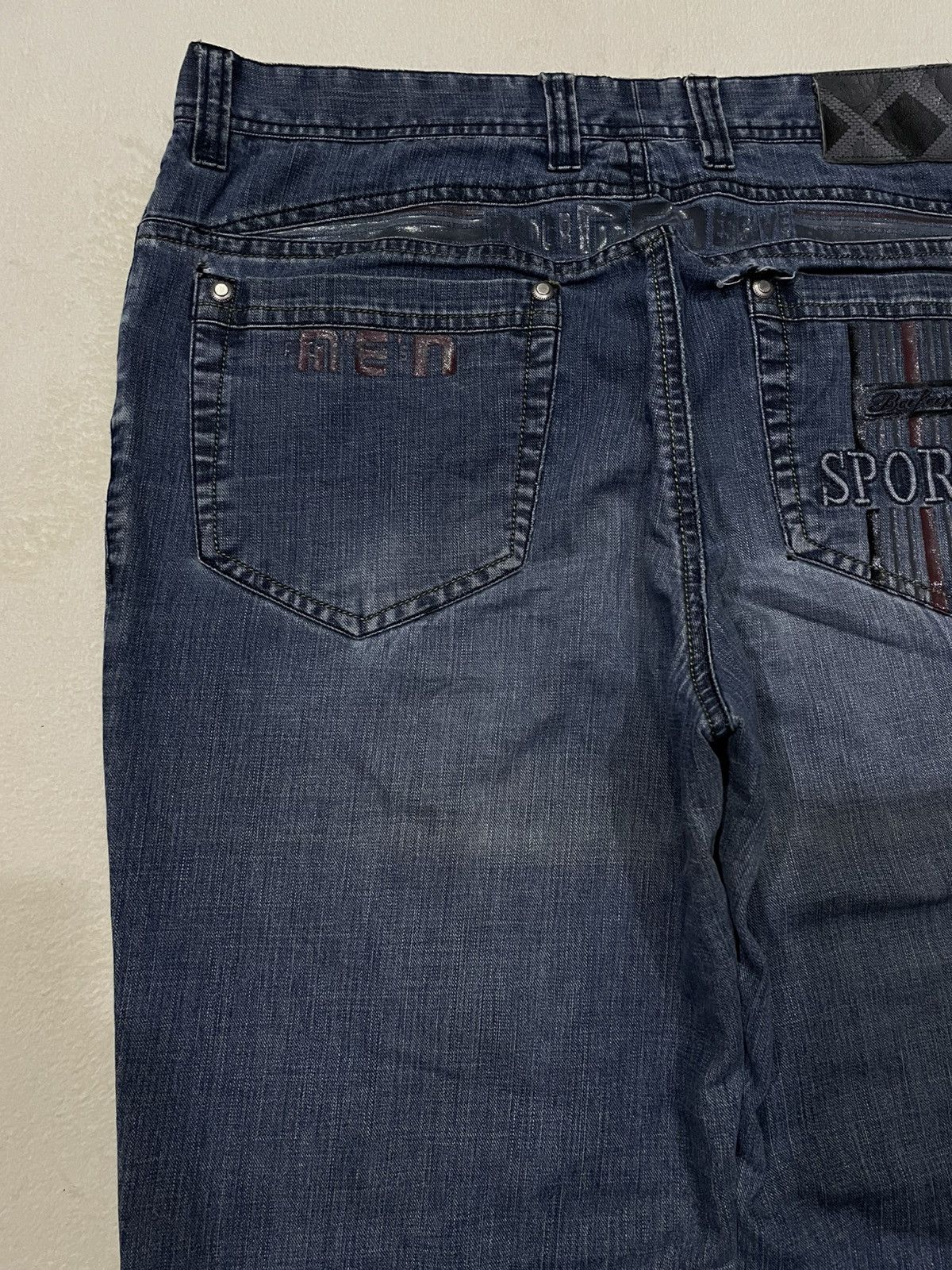 Vintage Vintage Japanese Brand Faded Distress Denim Jeans Size US 35 - 16 Thumbnail