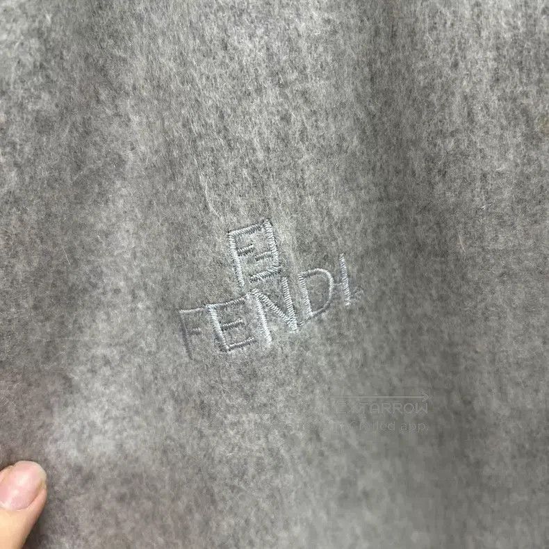 Fendi Fendi White Jade Cloak Jacket Size M / US 6-8 / IT 42-44 - 3 Thumbnail