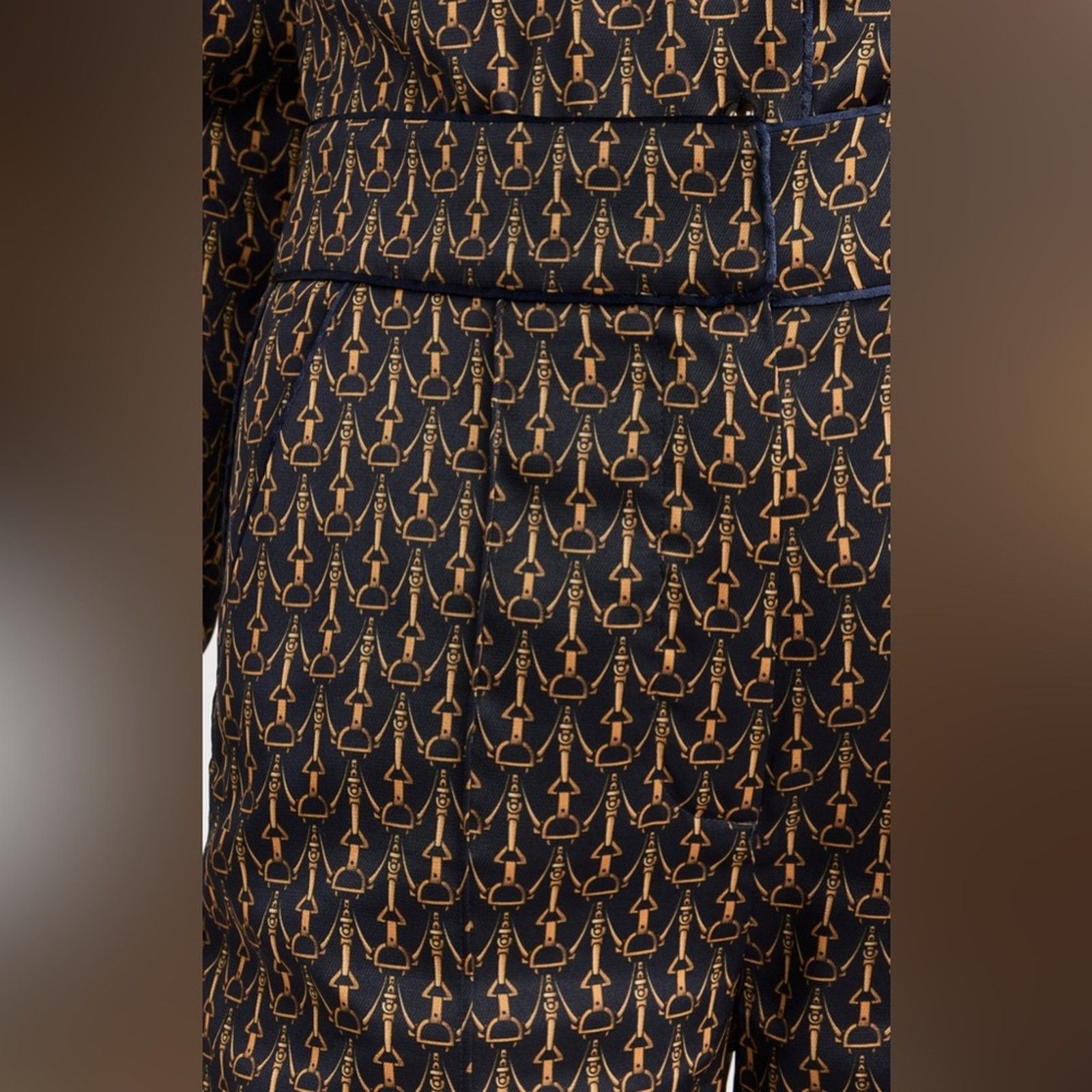 Veronica Beard Veronica Beard edit printed full length pants 33” inseam 6 Size 28" / US 6 / IT 42 - 5 Thumbnail