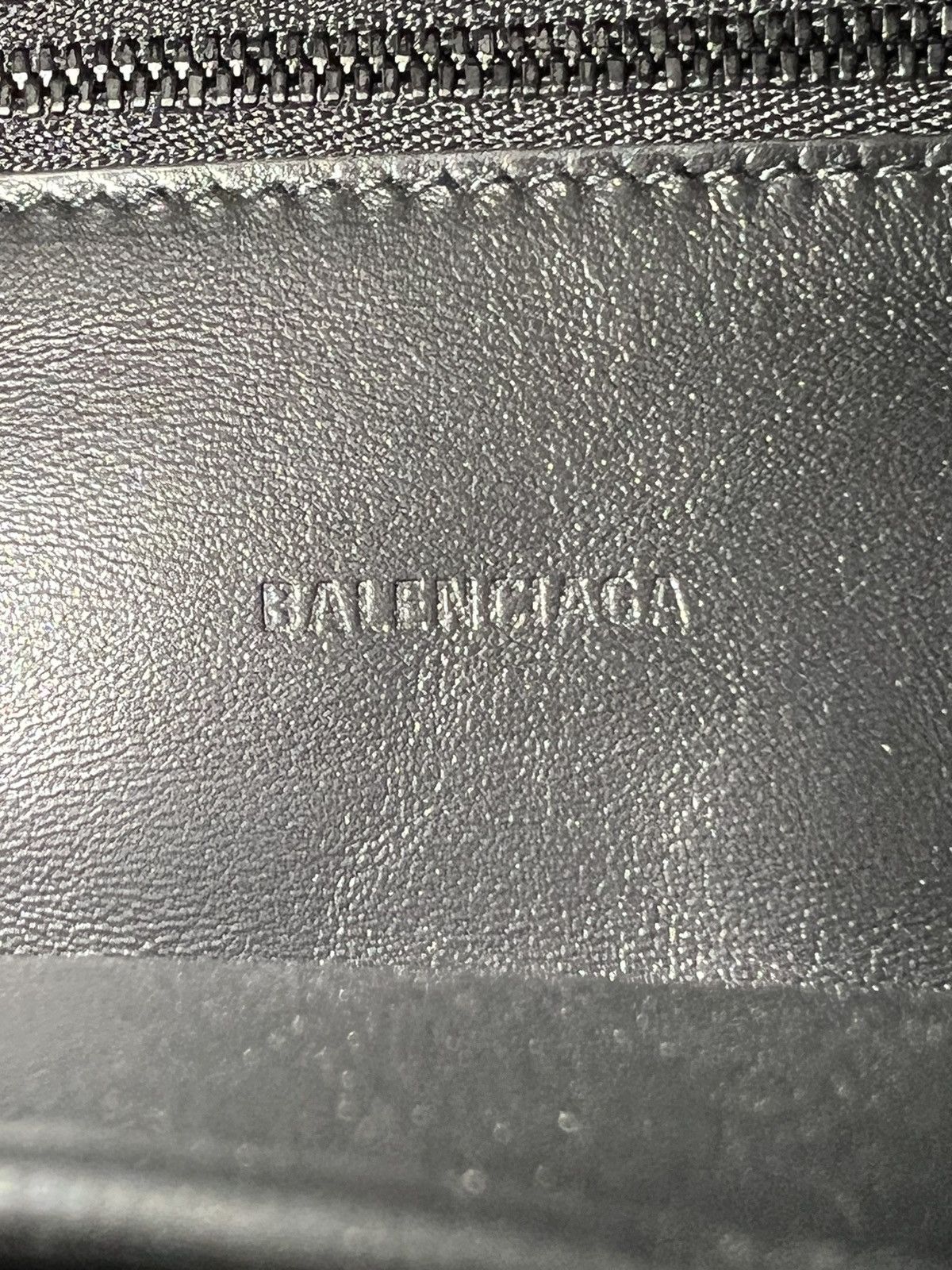 Balenciaga Super Rare Balenciaga SS23 Runway Large Glove Leather Bag Size ONE SIZE - 9 Thumbnail