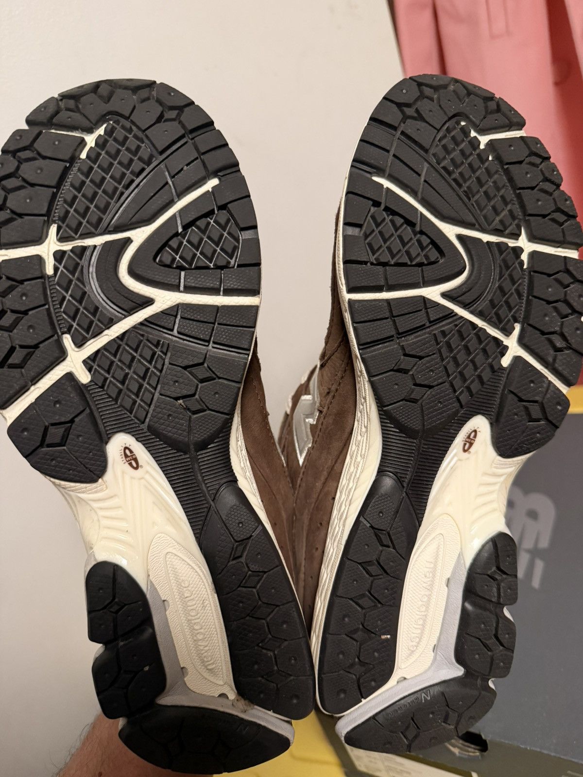 New Balance New Balance 2002r Size US 9 / EU 42 - 4 Thumbnail