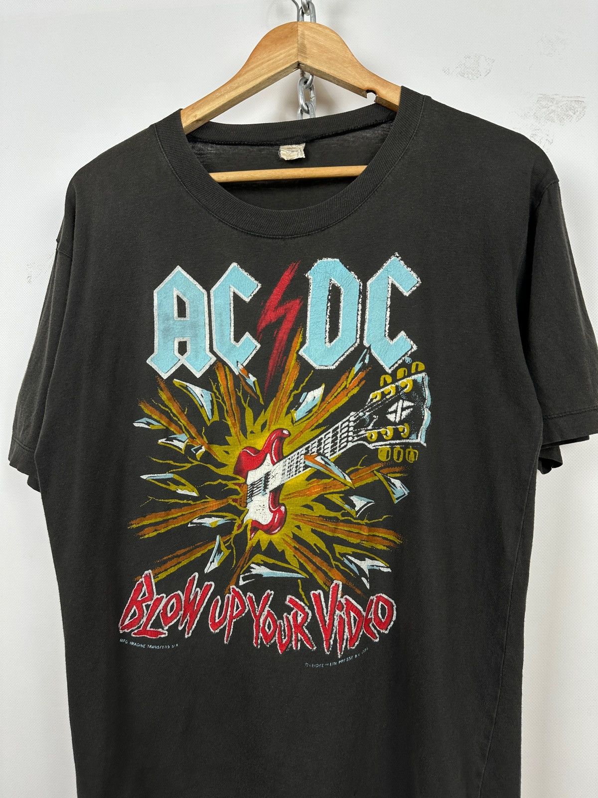 AC/DC 1988 Vintage AC/DC Blow Up Your Video Rare Band T-Shirt Size US S / EU 44-46 / 1 - 4 Thumbnail