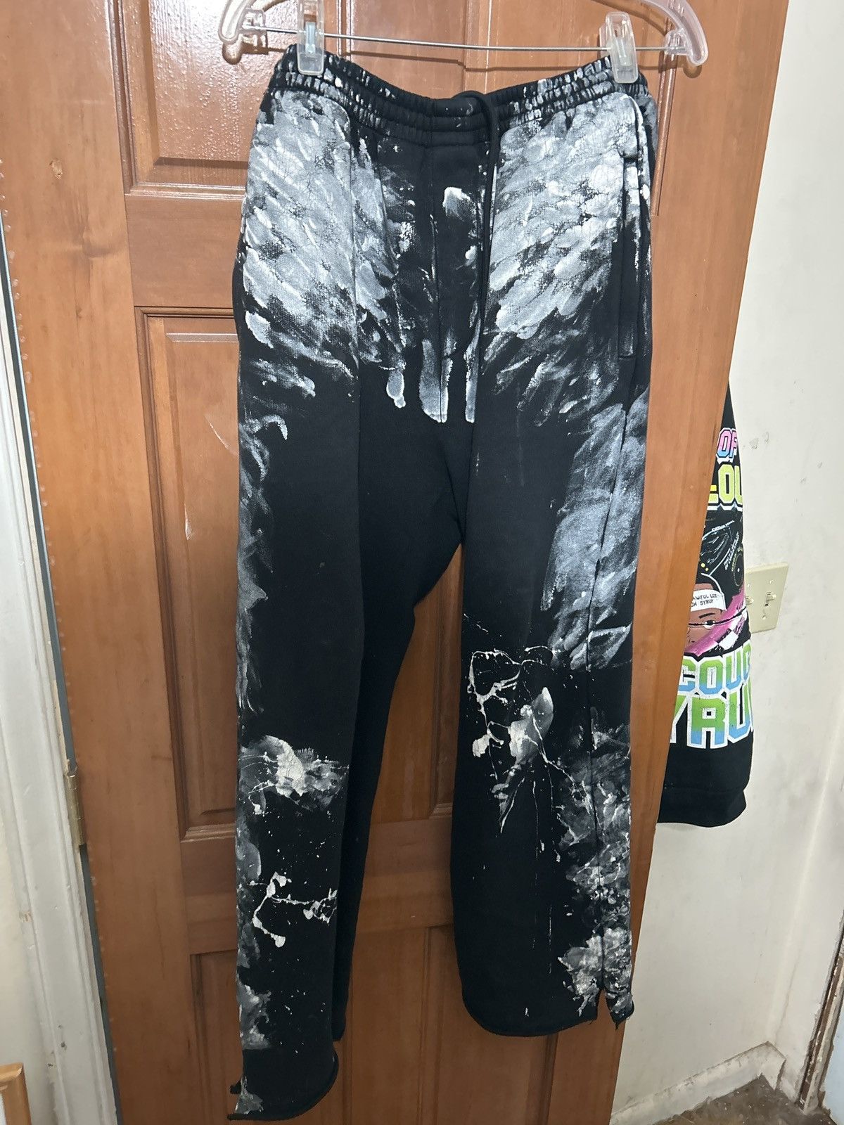 Balenciaga Balenciaga pain splattered sweatpants Size US 32 / EU 48 - 4 Thumbnail