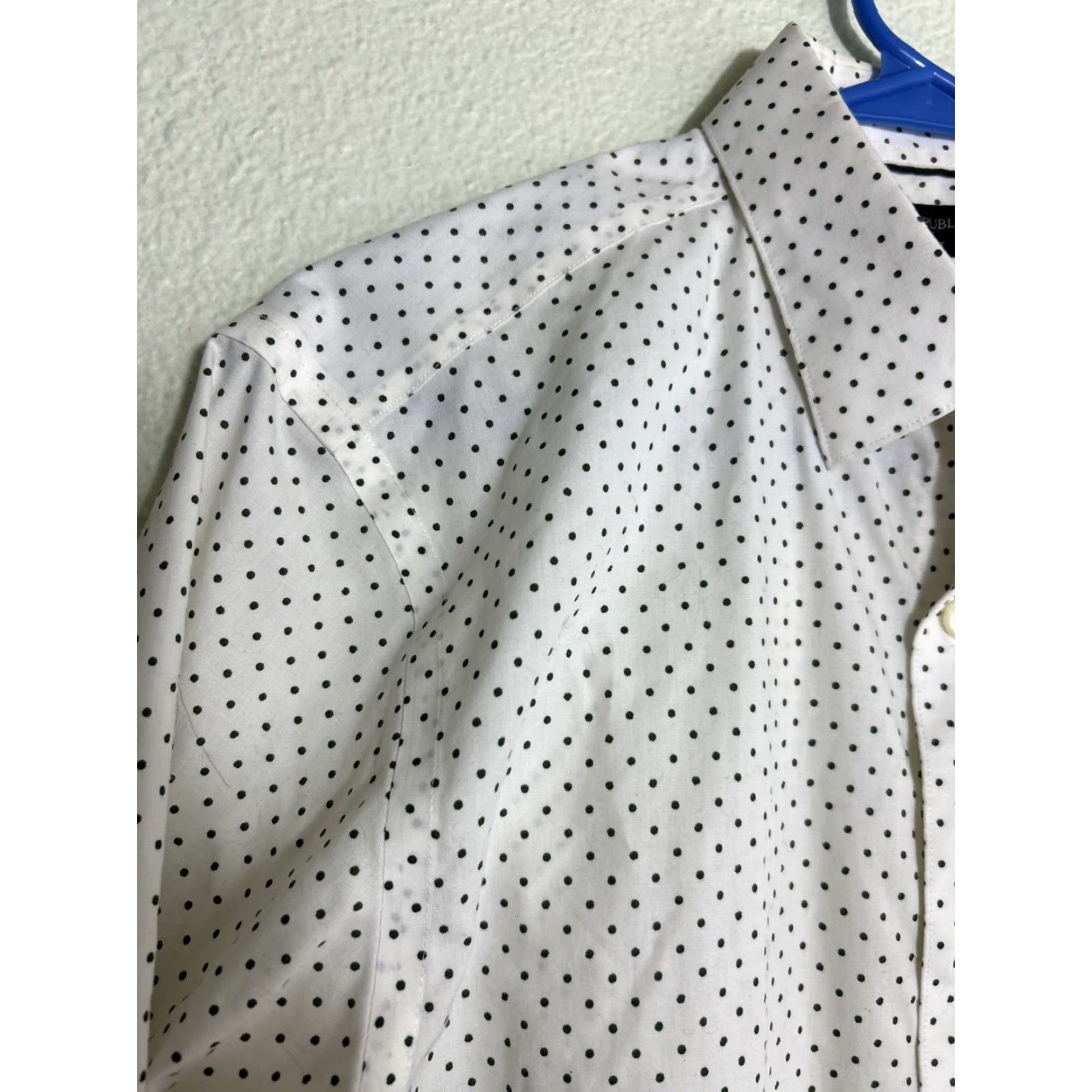 Banana Republic **Banana Republic Womens White Polka Dot Button Down Shirt Small** User: Banana Republic Womens White Polka Dot Button Down Shirt Small Size S / US 4 / IT 40 - 3 Thumbnail