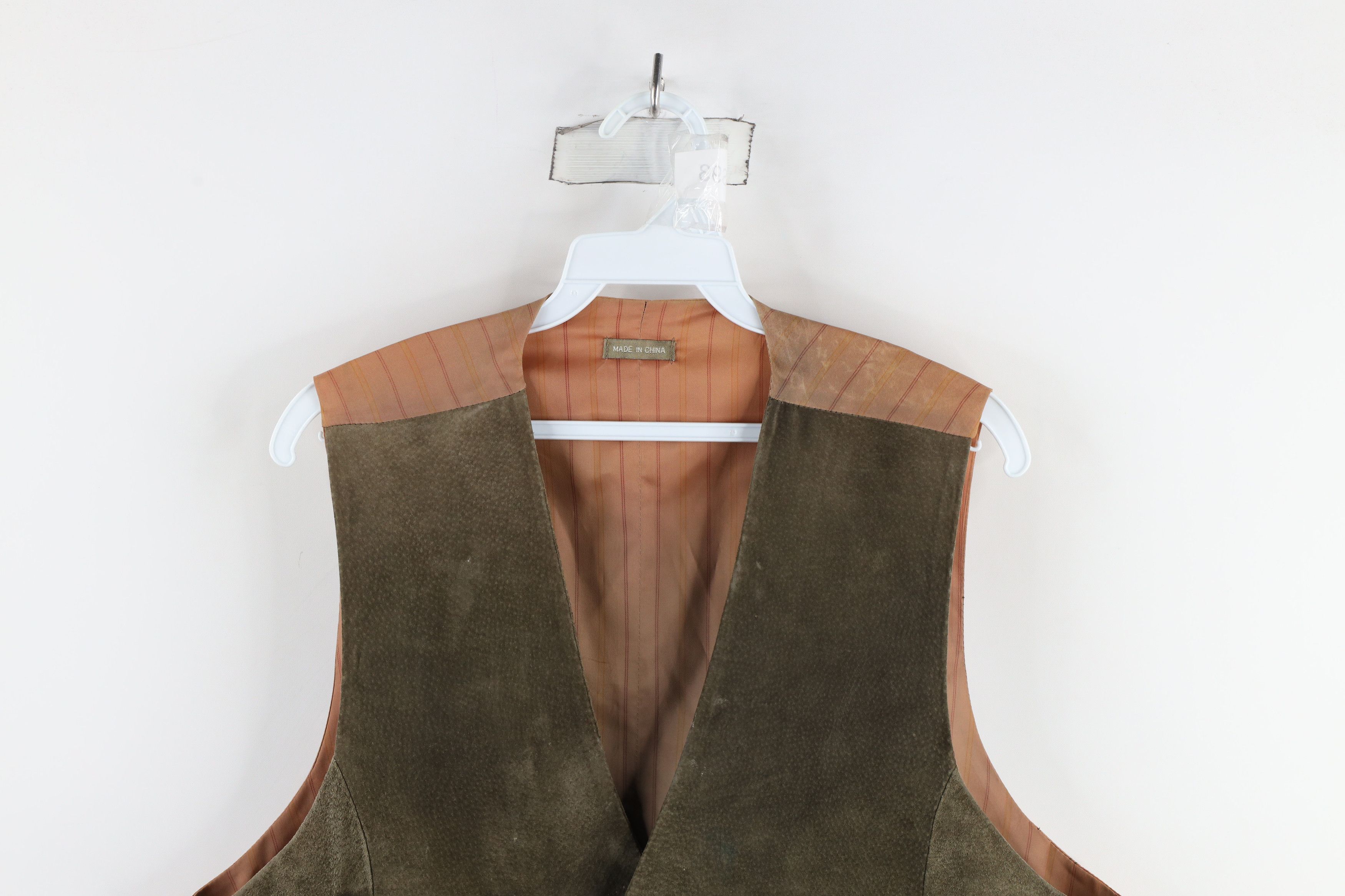 Vintage Vintage 90s Streetwear Suede Leather Buckle Back Vest Green Size US XL / EU 56 / 4 - 2 Thumbnail