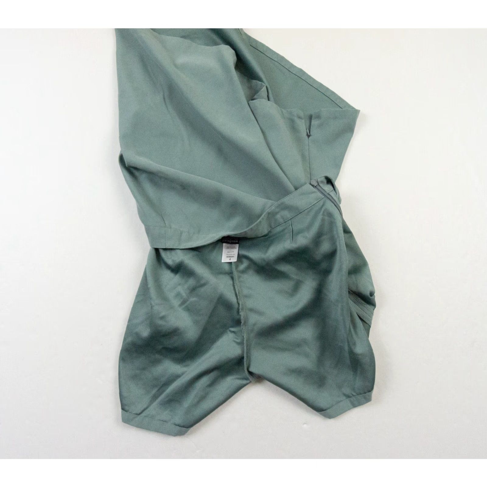 Patagonia Patagonia Women's Duway Skirt 4 Green Outdoor Activewear Mini Skirt - 2 in 1 Duway Skort 4 Womens Green Patagonia Skirt Size 27" / US 4 / IT 40 - 5 Thumbnail