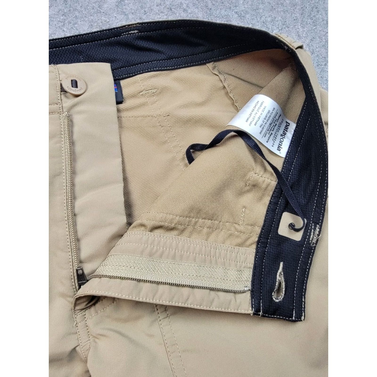 Patagonia Patagonia Shorts Mens 28 Brown 10'' Inseam Pockets Outdoor Hiking Bermuda Outdoor Mens Brown 28 Inseam 10" Patagonia Shorts Size US 28 / EU 44 - 5 Thumbnail