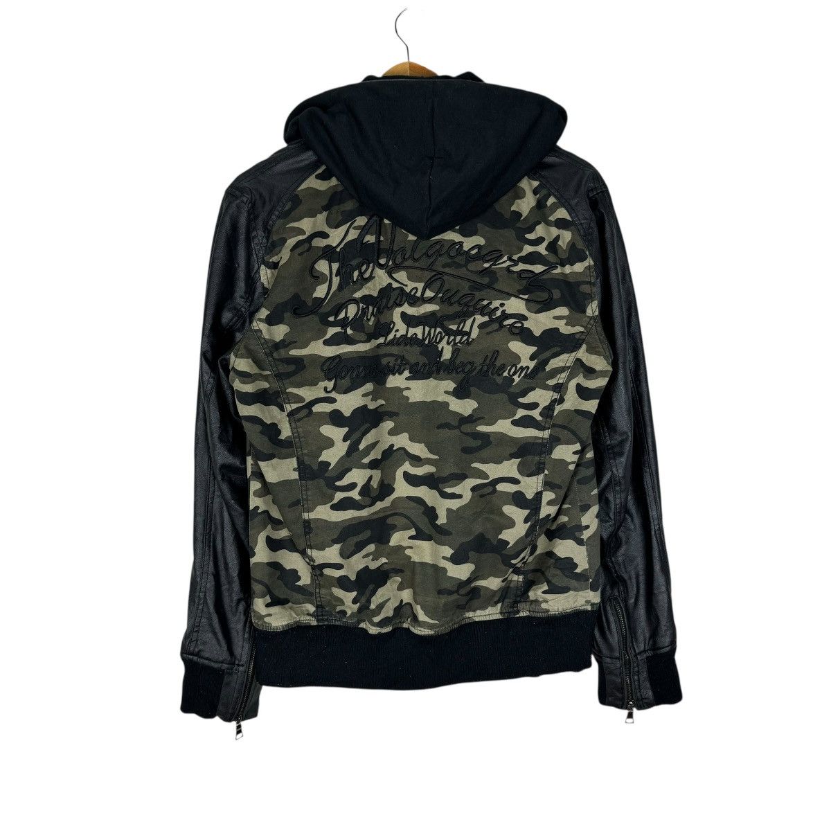 In The Attic 🌟IN THE ATTIC HOODIE CAMO SYNTHETIC LEATHER JACKET Size US L / EU 52-54 / 3 - 10 Thumbnail