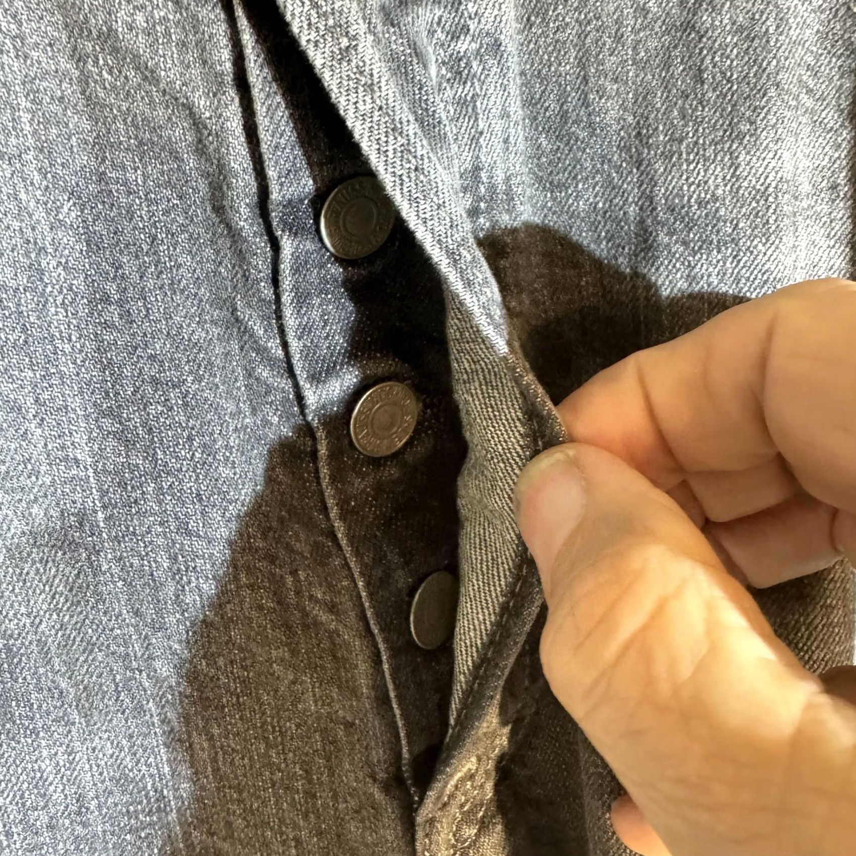 Levi's VINTAGE Levis 501 Jeans Mens 33x32 Gray Button Fly Original Fit Straight Leg Button Fly Size US 33 - 3 Thumbnail