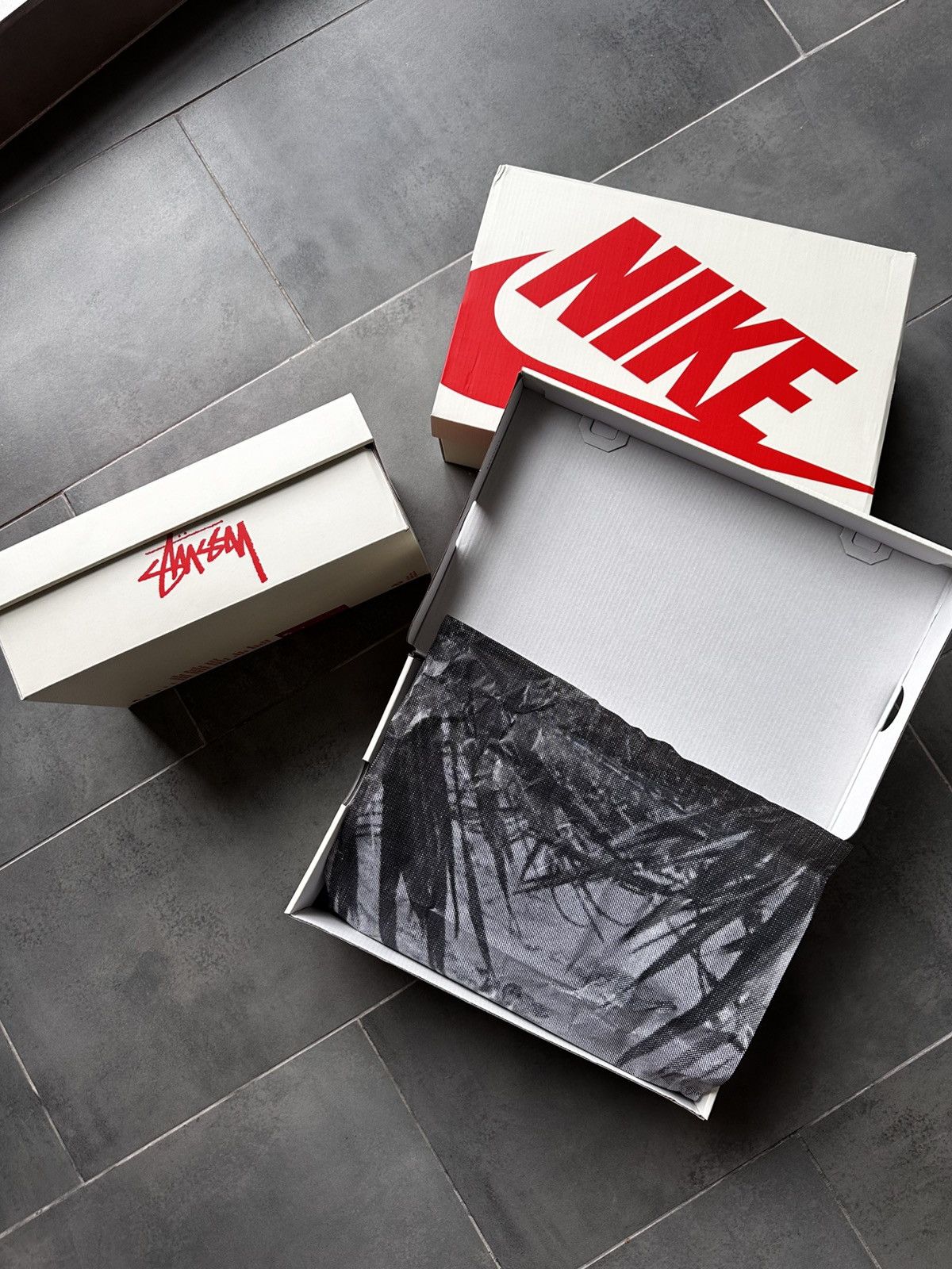 Nike × Stussy Stussy x Nike Air Force 1 ‘07 Mid Black Snakeskin DJ7840-001 Size US 13 / EU 46 - 2 Thumbnail
