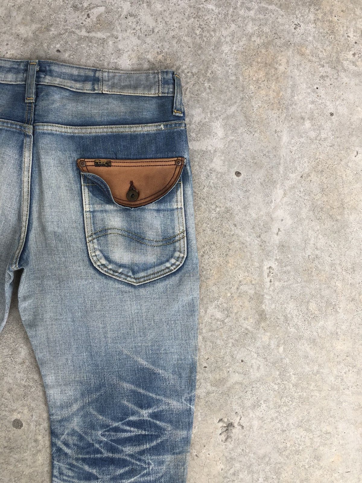 Lee Japanese Lee Flared Jeans Distressed Jeans Size US 32 / EU 48 - 10 Thumbnail