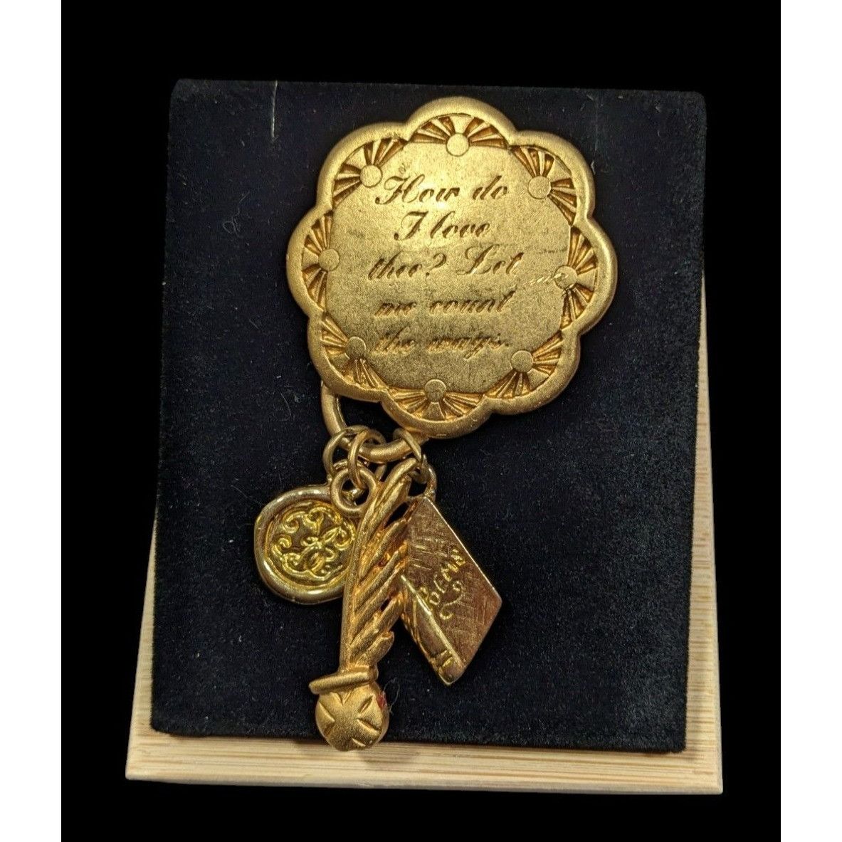 Other Vintage Poetry Love Gold Tone Brooch With Charms Size ONE SIZE - 1 Thumbnail