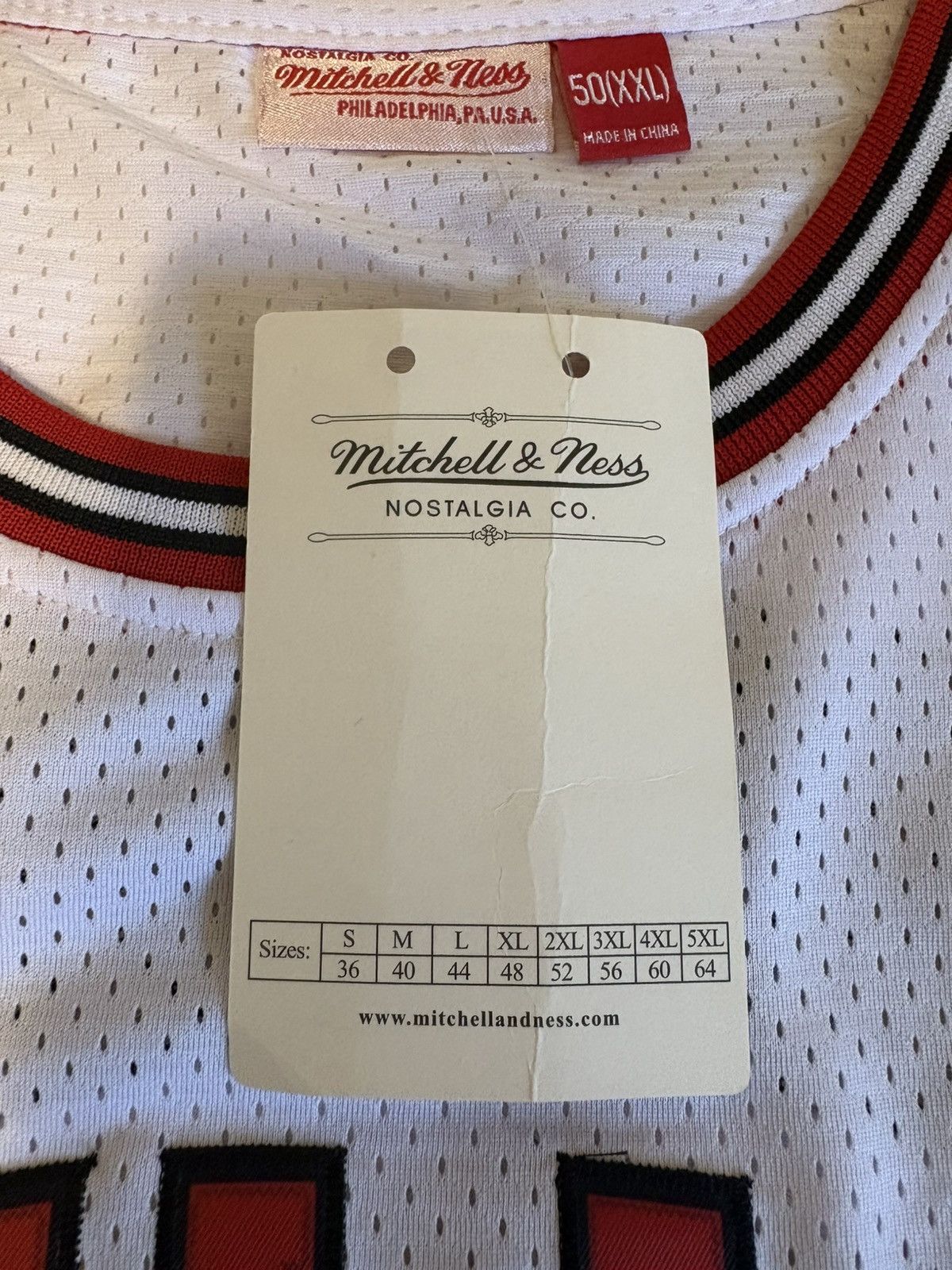 Mitchell & Ness Michael Jordan Mitchell & ness white Chicago Bulls jersey Size US XXL / EU 58 / 5 - 5 Thumbnail