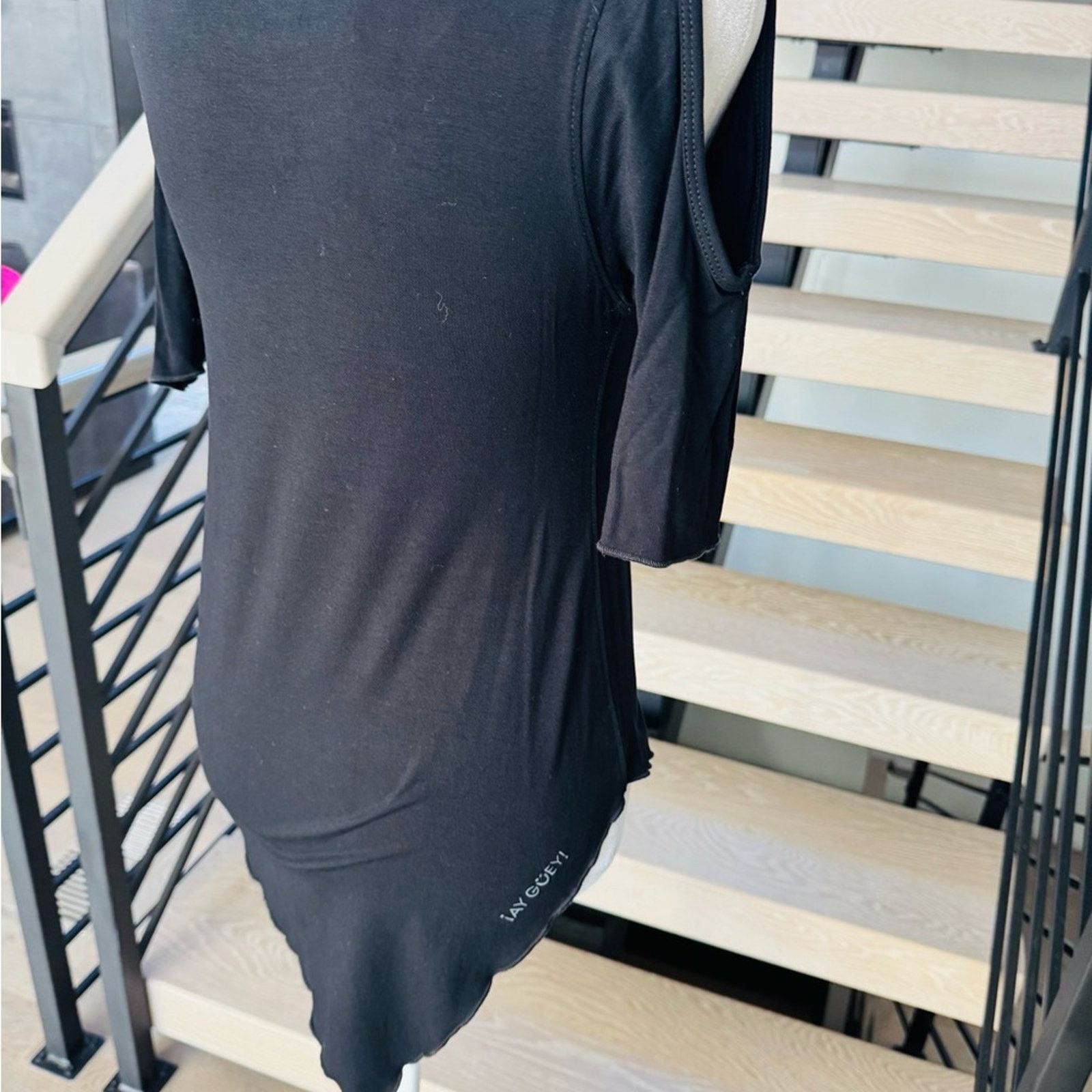 Other New Iay Guey Black Graphic Women's Top size S Size S / US 4 / IT 40 - 6 Thumbnail