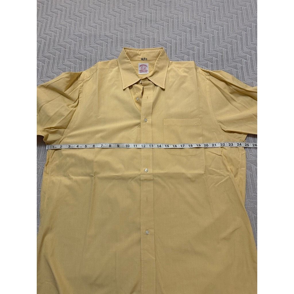 Brooks Brothers Brooks Brothers yellow gingham plaid button down size 16.5 Size US L / EU 52-54 / 3 - 6 Thumbnail