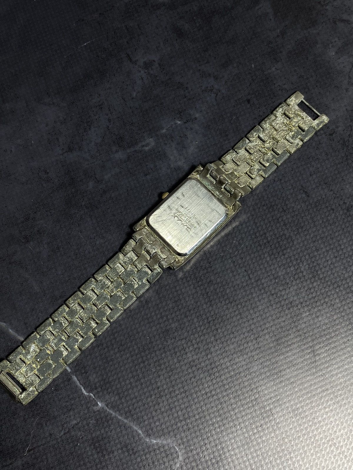Japanese Brand × Vintage Omax Rectangular Quartz Watch | Japanese Movement Size ONE SIZE - 8 Thumbnail