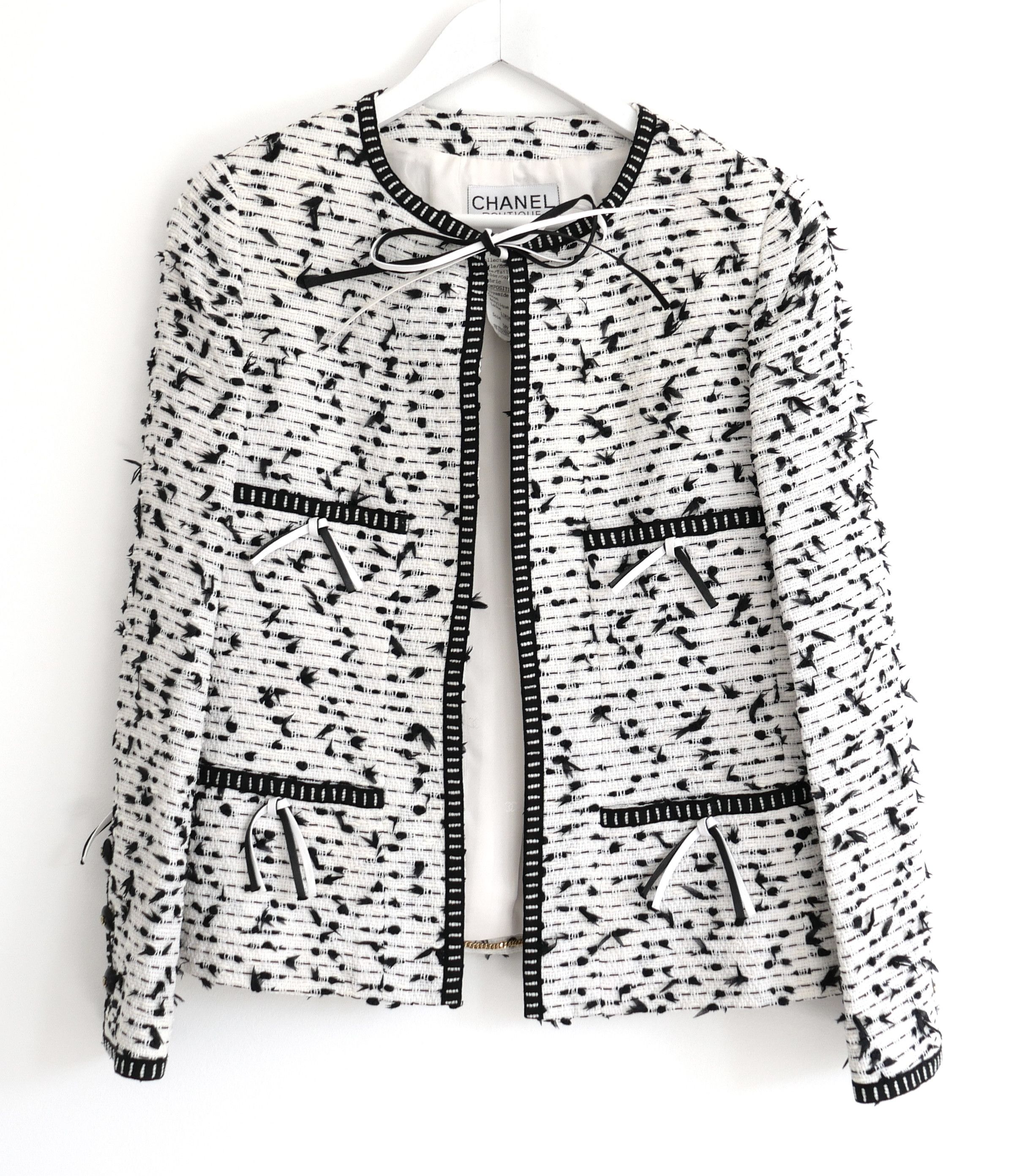 Chanel Chanel Cruise 1995 95C Black & White Fantasy Tweed Jacket Size M / US 6-8 / IT 42-44 - 1 Thumbnail