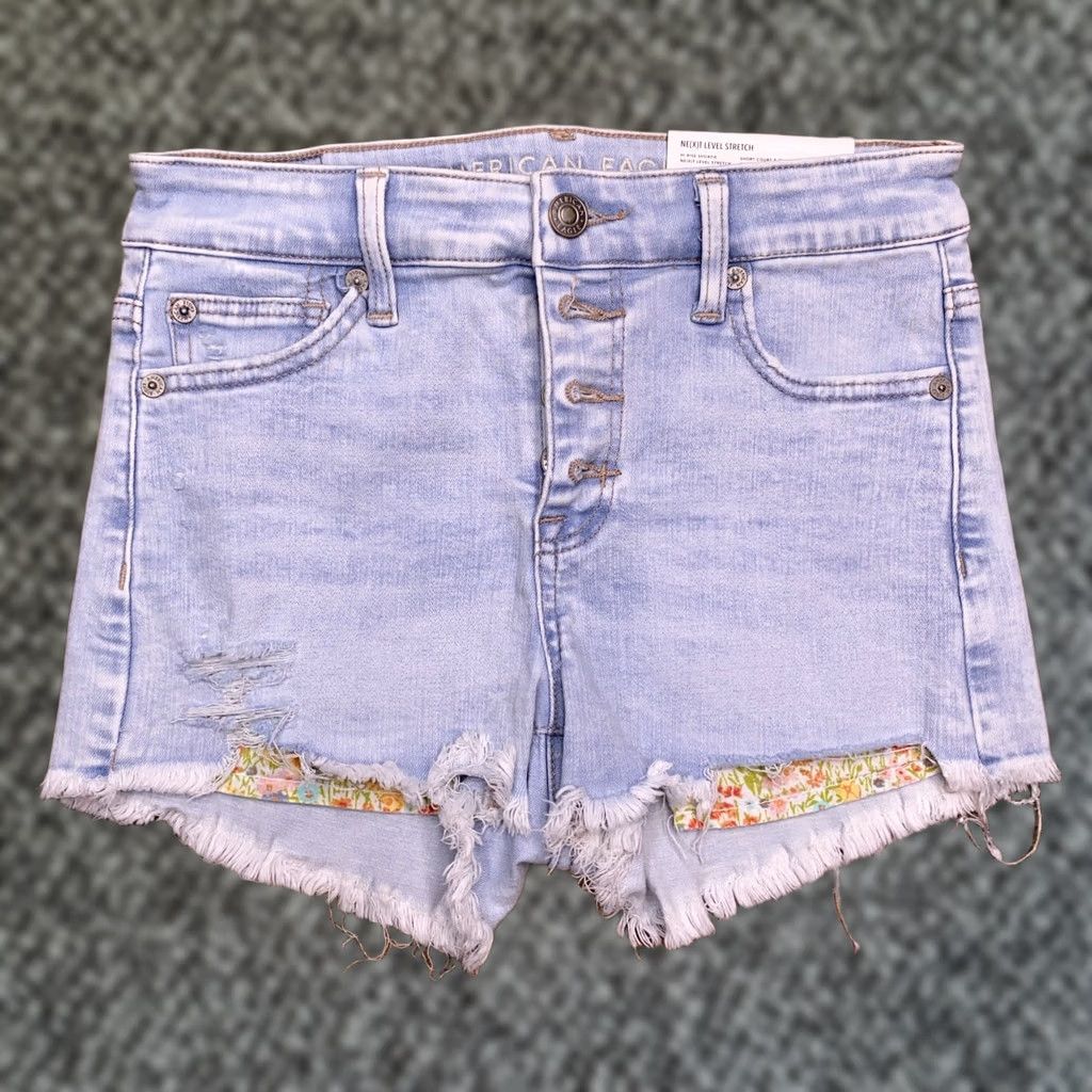 American Eagle Outfitters American Eagle Outfitters Shortie Womens 0 Denim Stretch High Rise 25 Inseam 4 in Blue 5-Pocket NWT Size 25" / US 0 / IT 36 - 1 Thumbnail