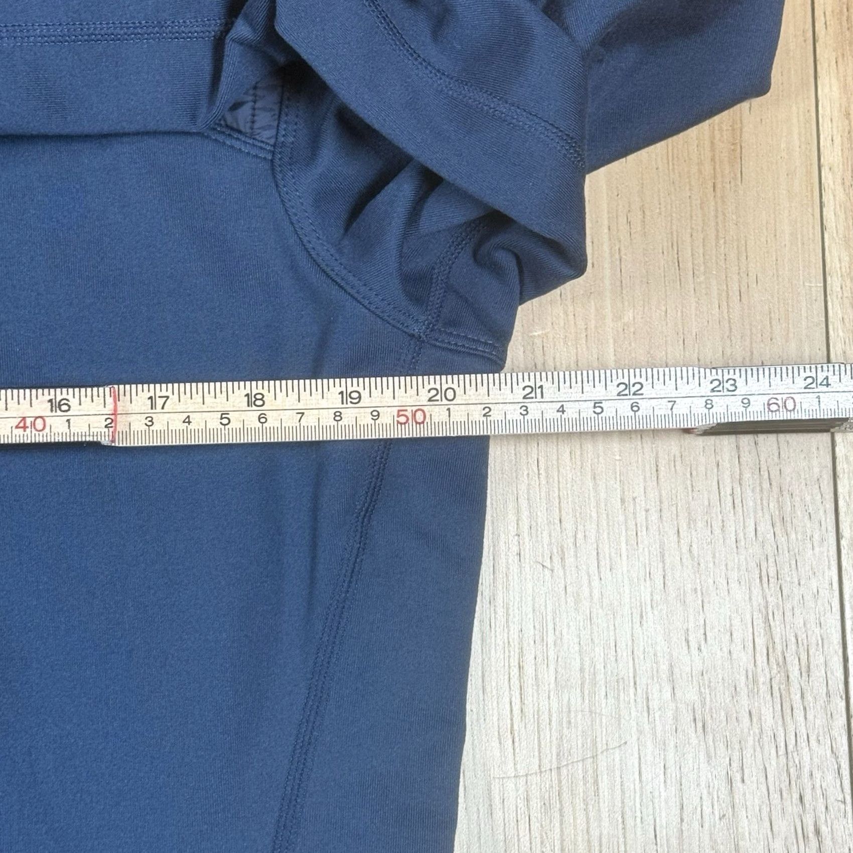 Mountain Hardwear Mountain Hardwear 1/4 Zip 32 Degree Pullover Sweater Womens Large Navy Blue Run Hiking Activewear Ladies L Blue Size L / US 10 / IT 46 - 6 Thumbnail