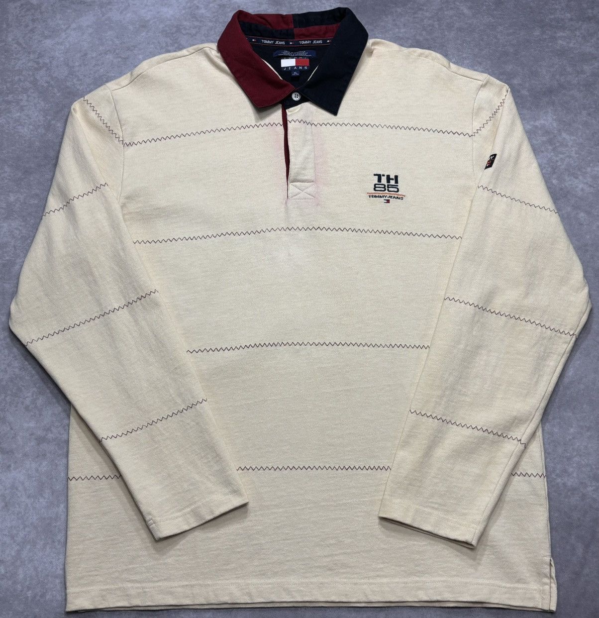 Tommy Hilfiger 90’s Tommy Jeans TH85 Long Sleeve Polo Size US XL / EU 56 / 4 - 1 Thumbnail