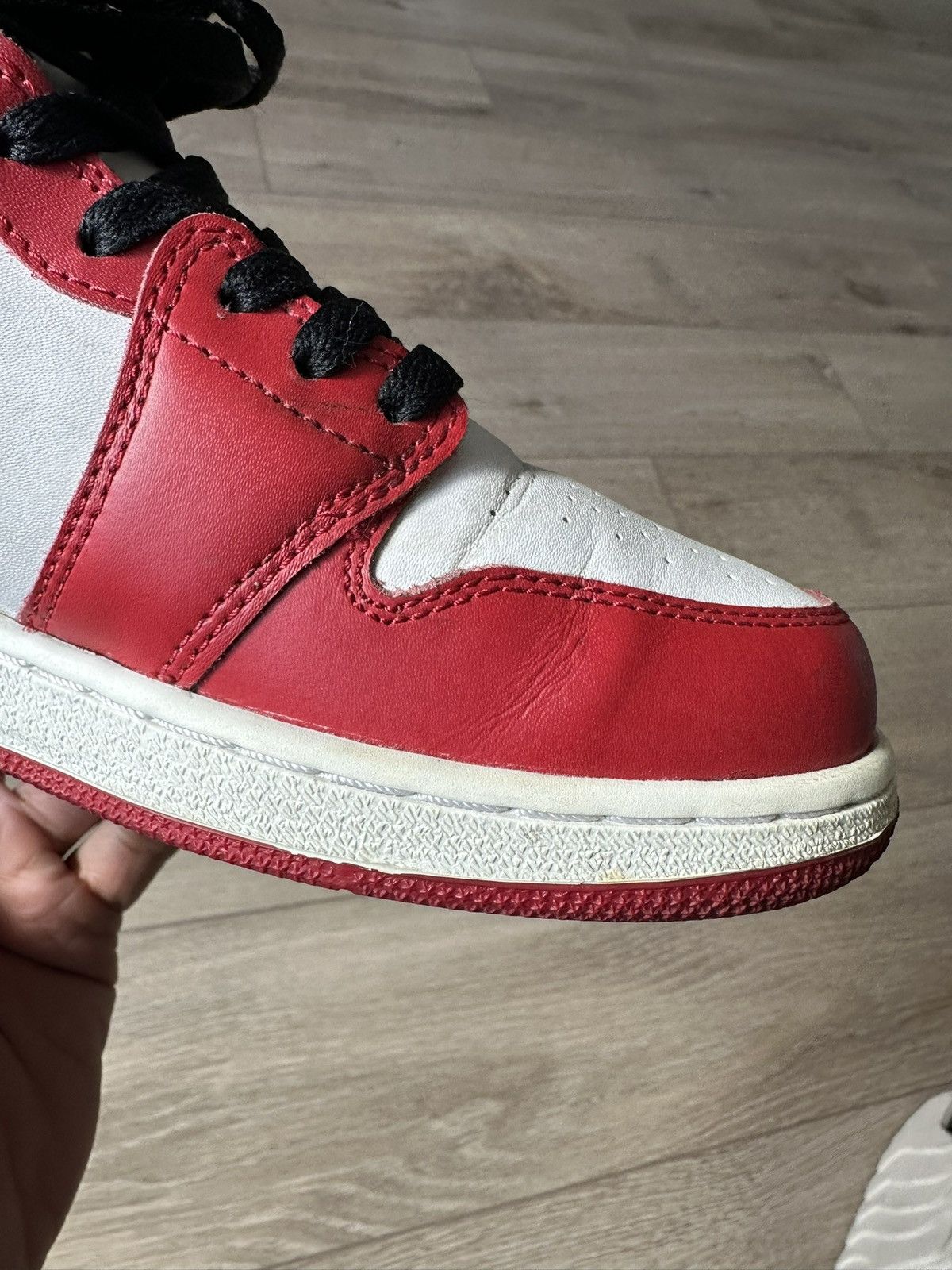 Jordan Brand Jordan 1 Retro High Chicago 2013 Sz 6 Size US 6 / EU 39 - 8 Thumbnail