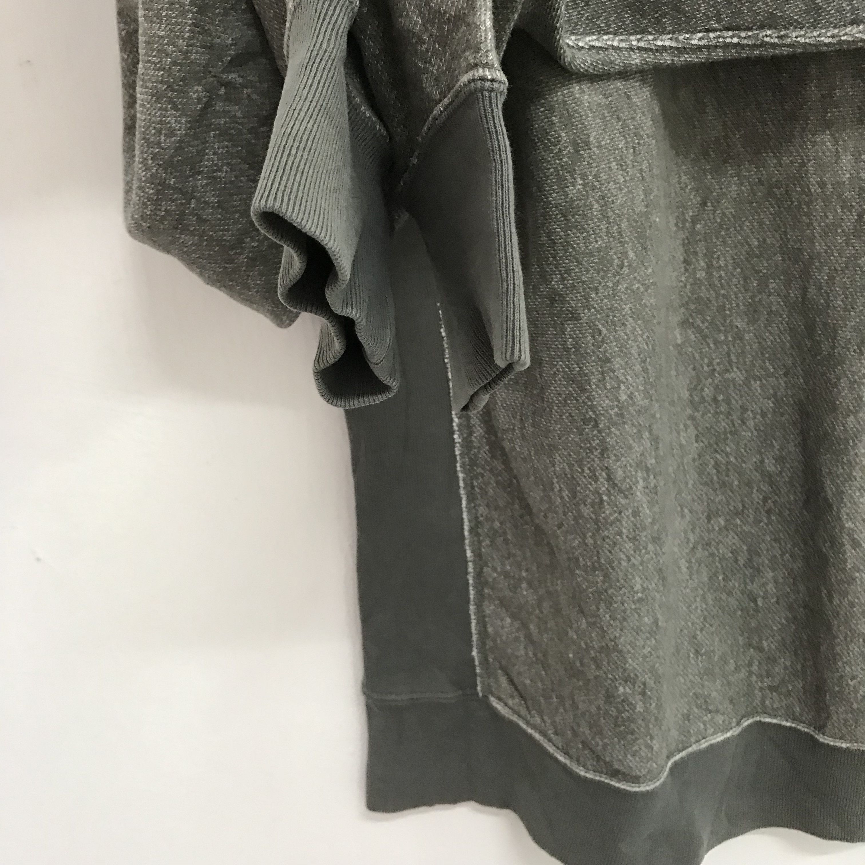 Champion Vintage Champion Grey Sweatshirt Small Champion - 191 Size US L / EU 52-54 / 3 - 5 Thumbnail