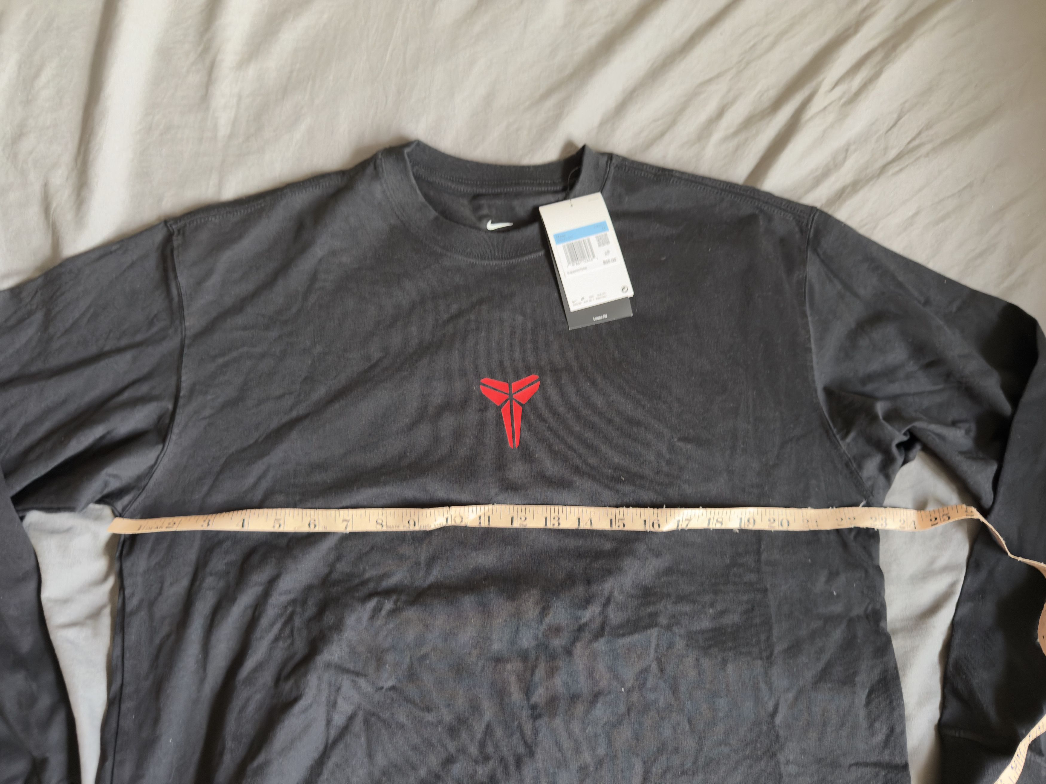Nike NIKE Kobe Year of the Mamba Max90 T-shirt Men's size M Size US M / EU 48-50 / 2 - 5 Thumbnail