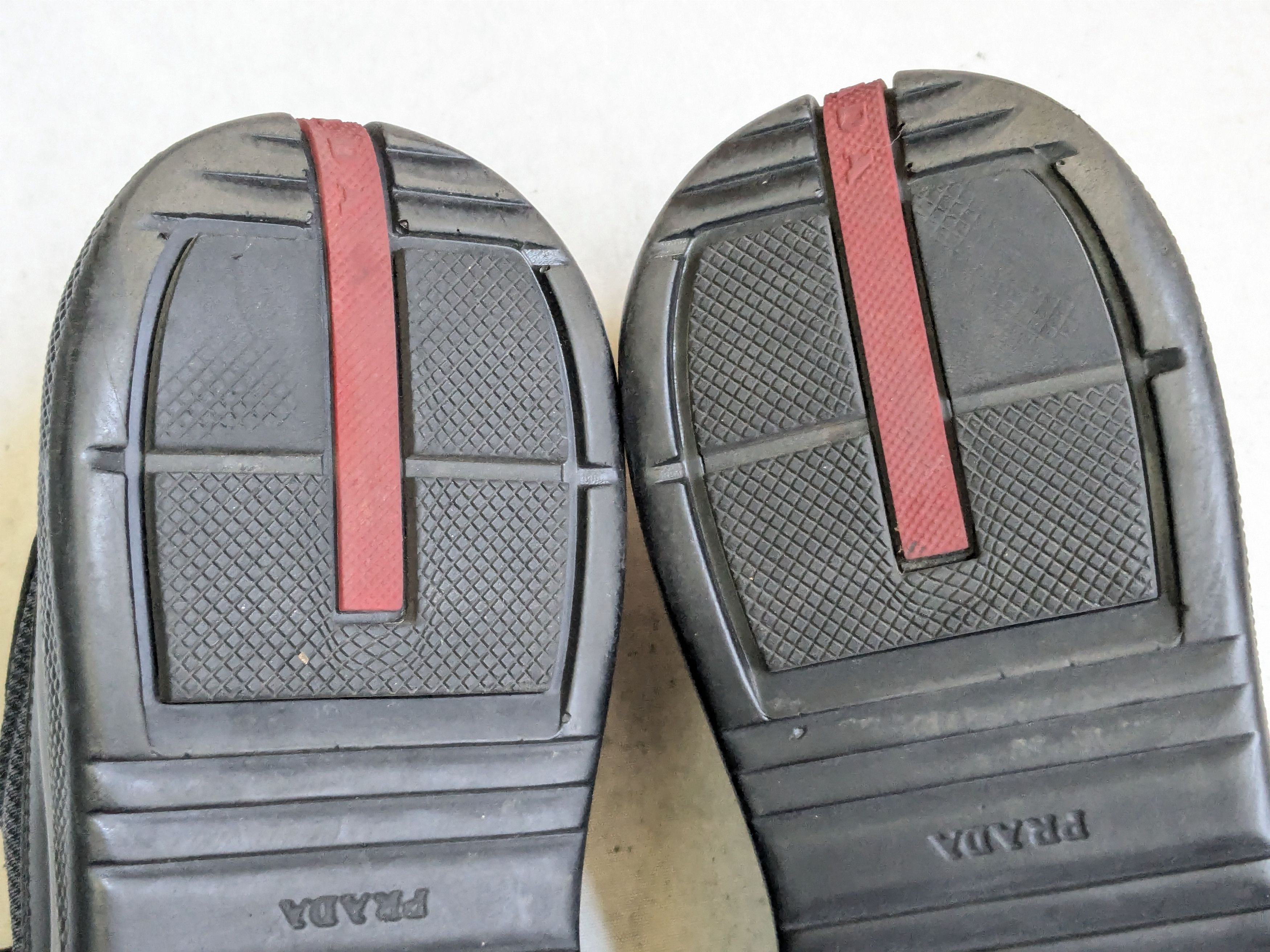 Prada Prada America's Cup Sneakers Black 9 Low Tops Leather Red Size US 9 / EU 42 - 16 Thumbnail