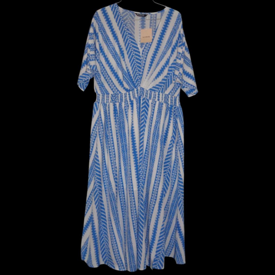 Other Blue White VNeck Dress 1X 14-16 Shirred Long Maxi Pockets Size XL / US 12-14 / IT 48-50 - 1 Thumbnail