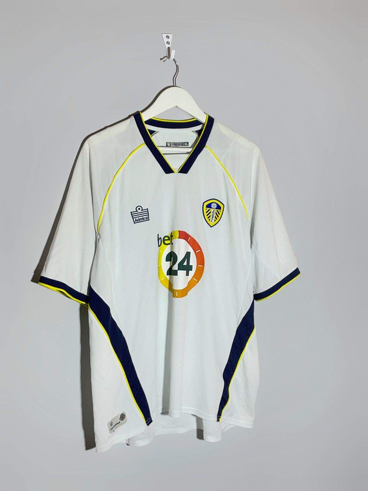 Vintage Leeds United Admiral 2006-07 Home Football Shirt Size US XL / EU 56 / 4 - 2 Thumbnail