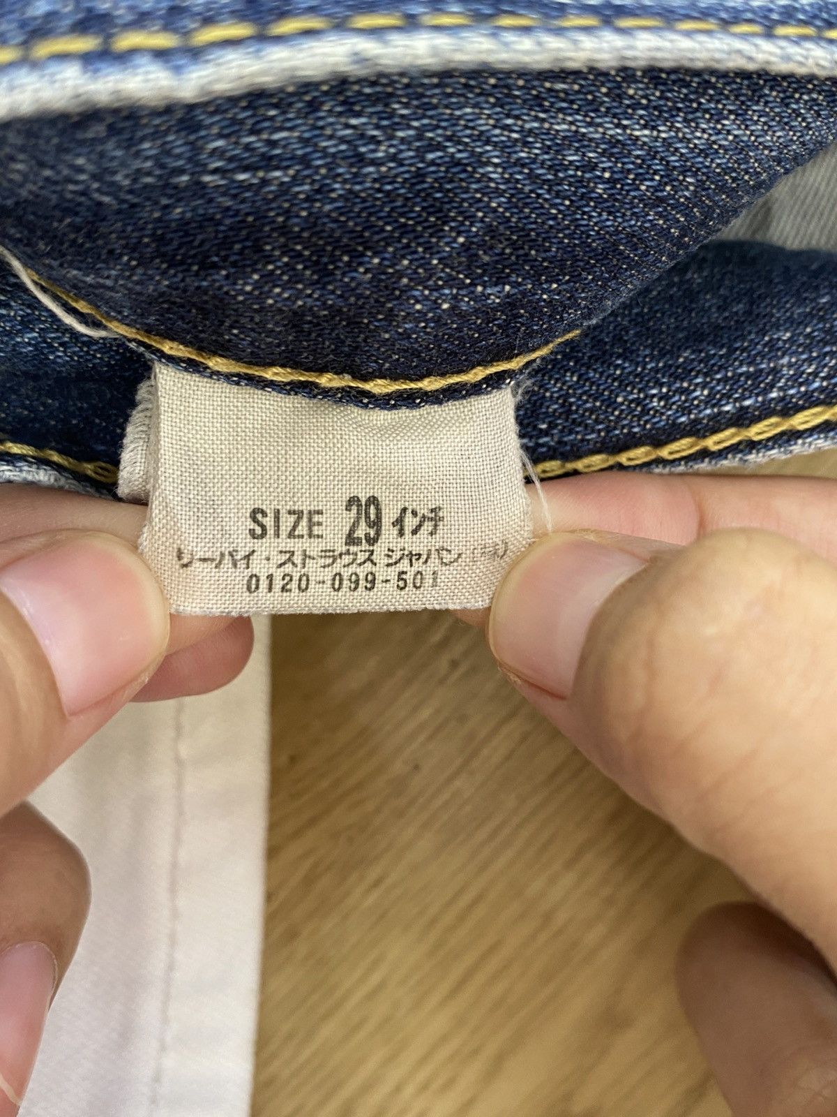 Levi's Levi’s Blue Wash Style Hairy Leg Jeans Size US 29 - 16 Thumbnail