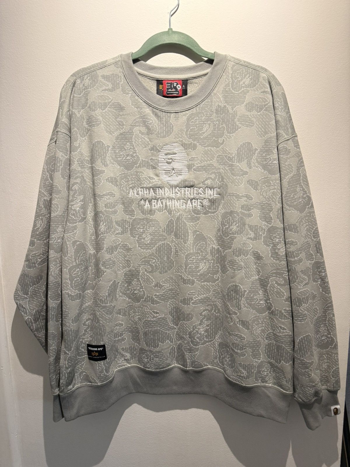 Alpha Industries × Bape Bape x Alpha Industries crewneck Brand New size XL Size US XL / EU 56 / 4 - 1 Thumbnail