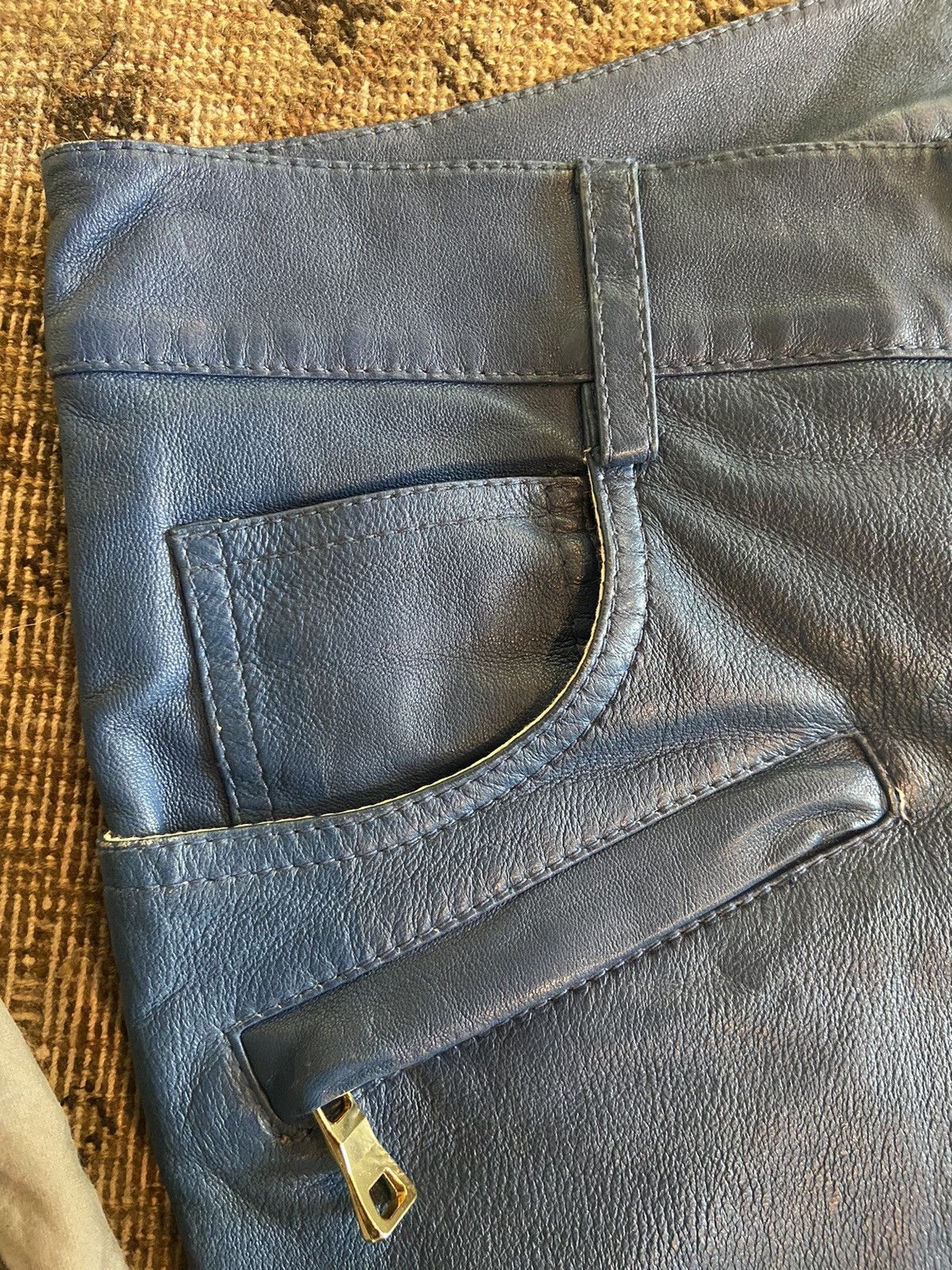 Balmain Balmain blue leather pants with gold hardware Size 25" / US 0 / IT 36 - 3 Thumbnail