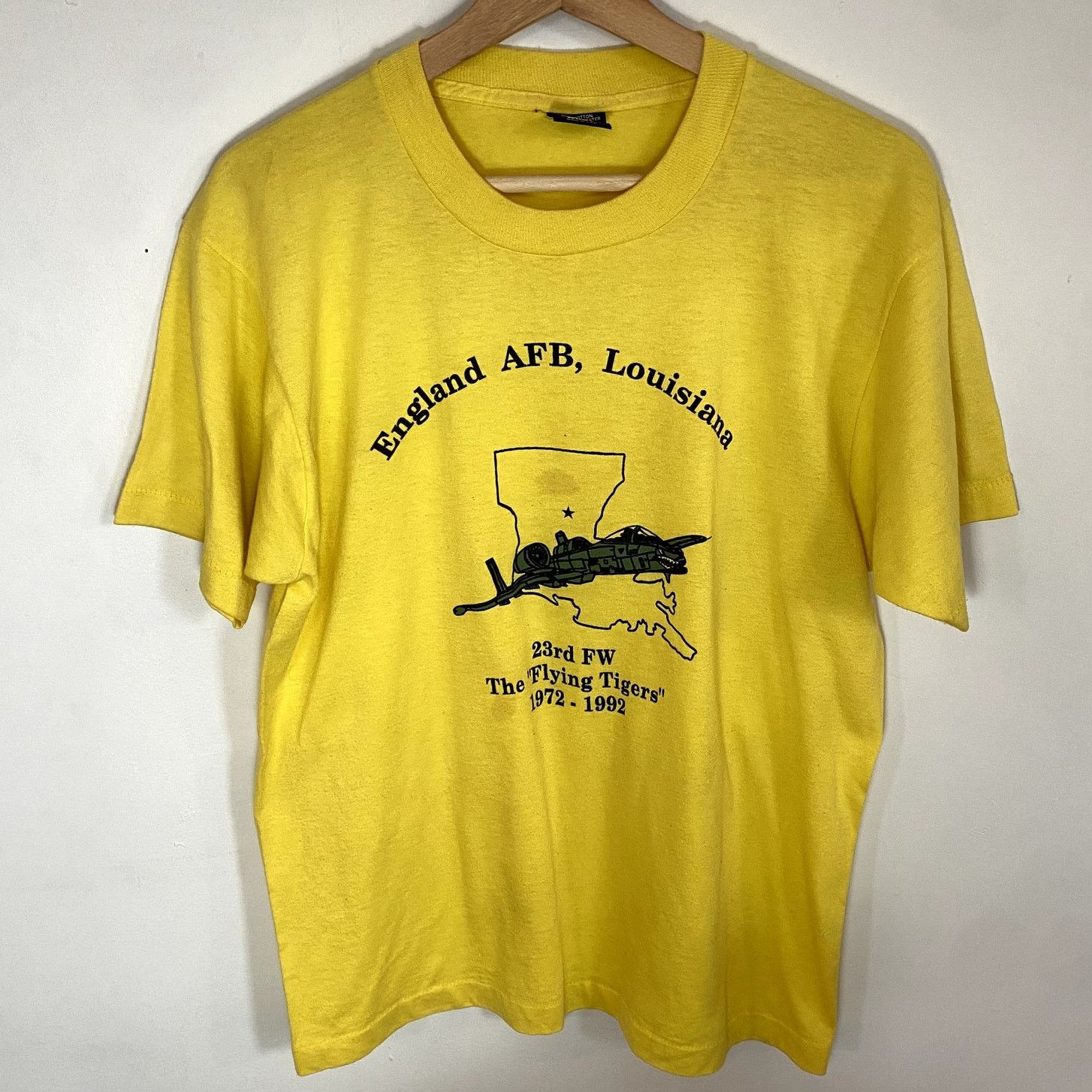 Vintage Flying Tigers 23rd England Air Force Base Louisiana T Shirt Size US L / EU 52-54 / 3 - 1 Thumbnail