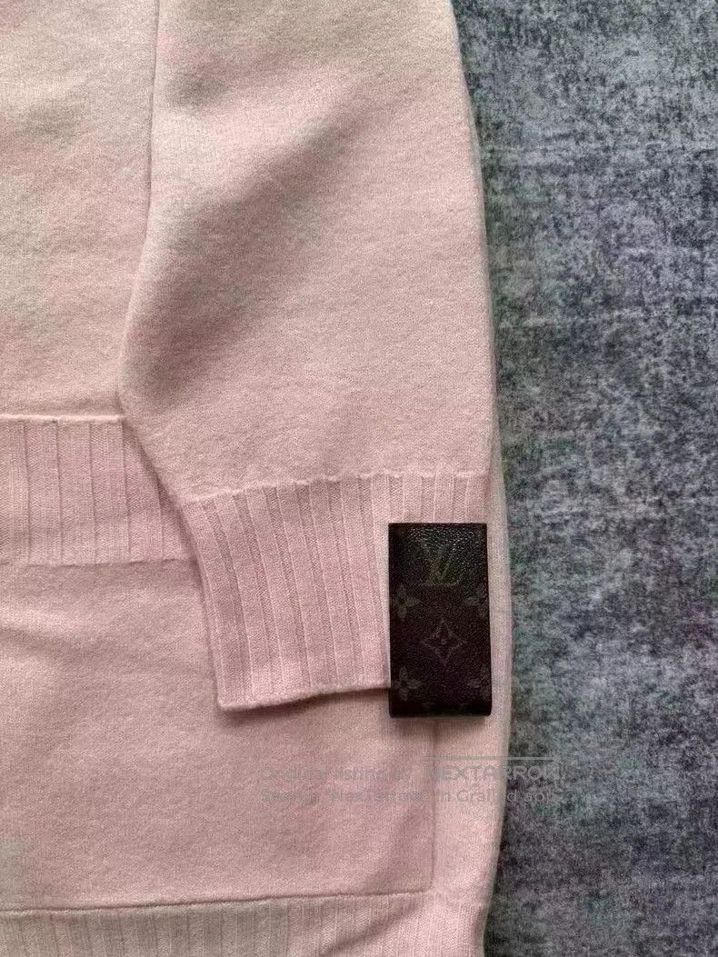 Louis Vuitton Louis Vuitton Pink Long Wool Cardigan. Size US S / EU 44-46 / 1 - 3 Thumbnail