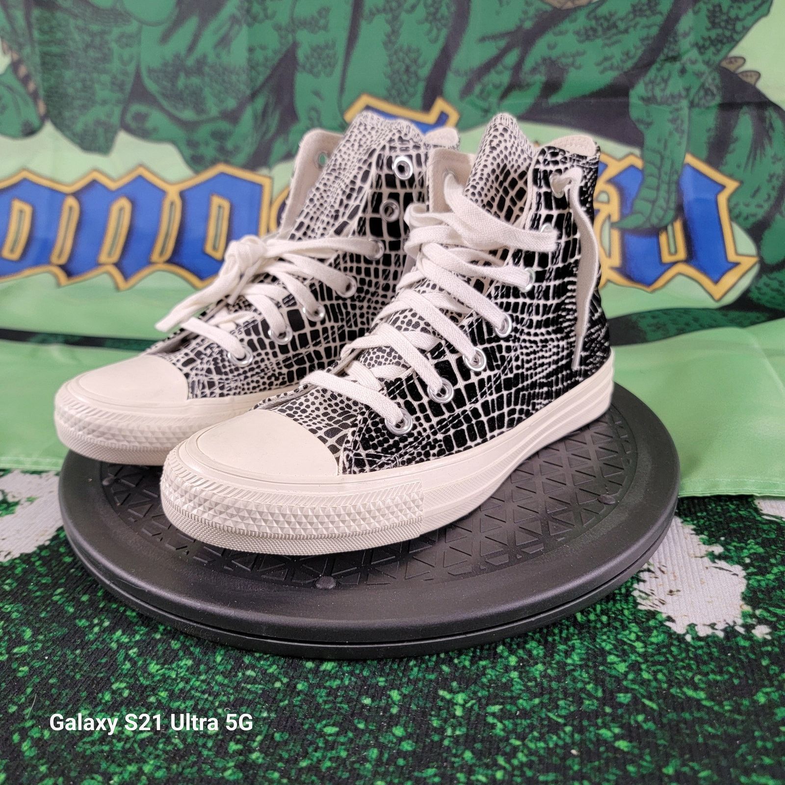 Converse Converse CTAS HI 570311C Womens sz 6.5 Egret/Black Size US 6.5 / IT 36.5 - 1 Thumbnail