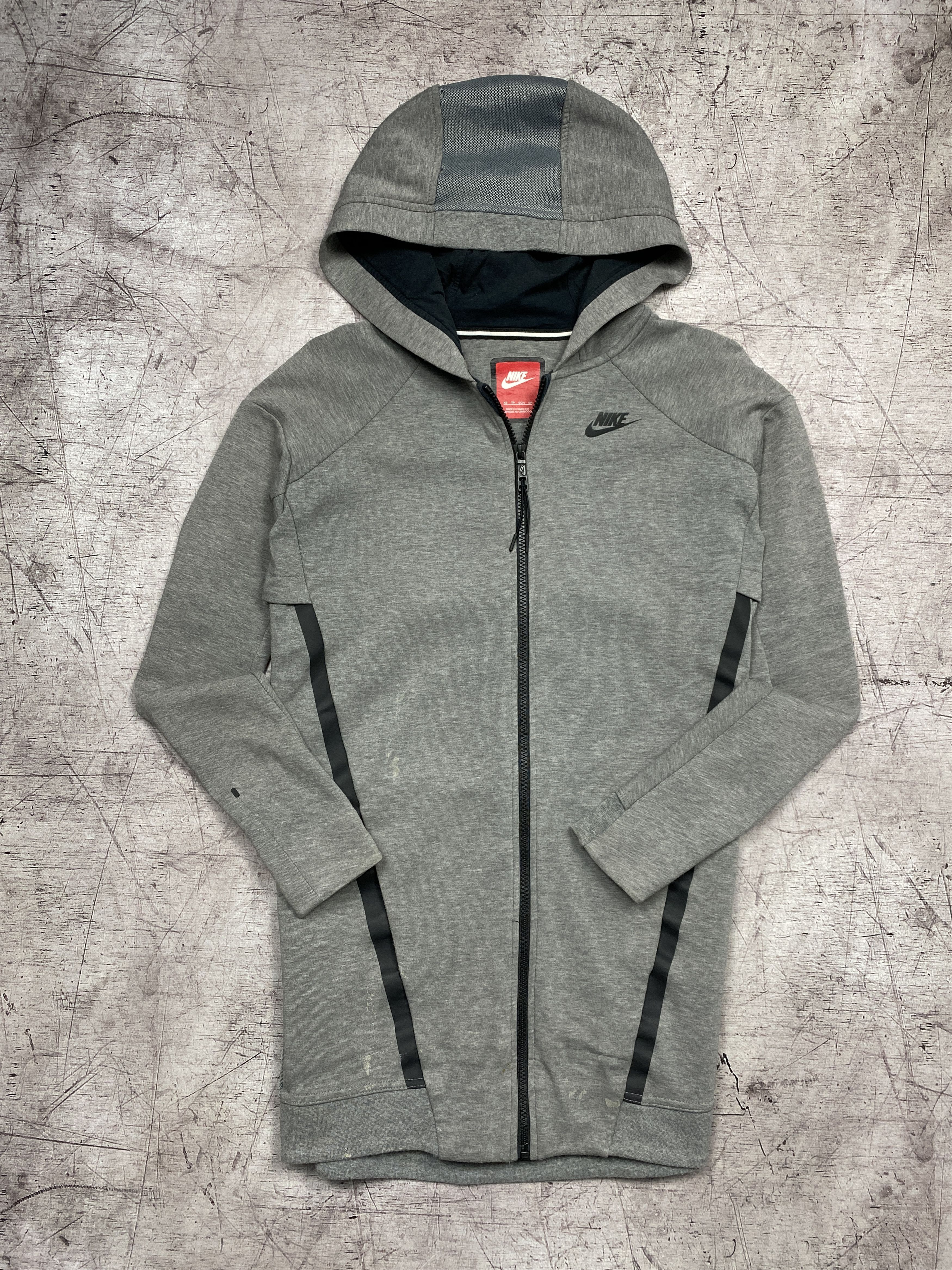 Nike Nike Tech Fleece Womens Oversized Zip Hoodie Size XS / US 0-2 / IT 36-38 - 1 Thumbnail