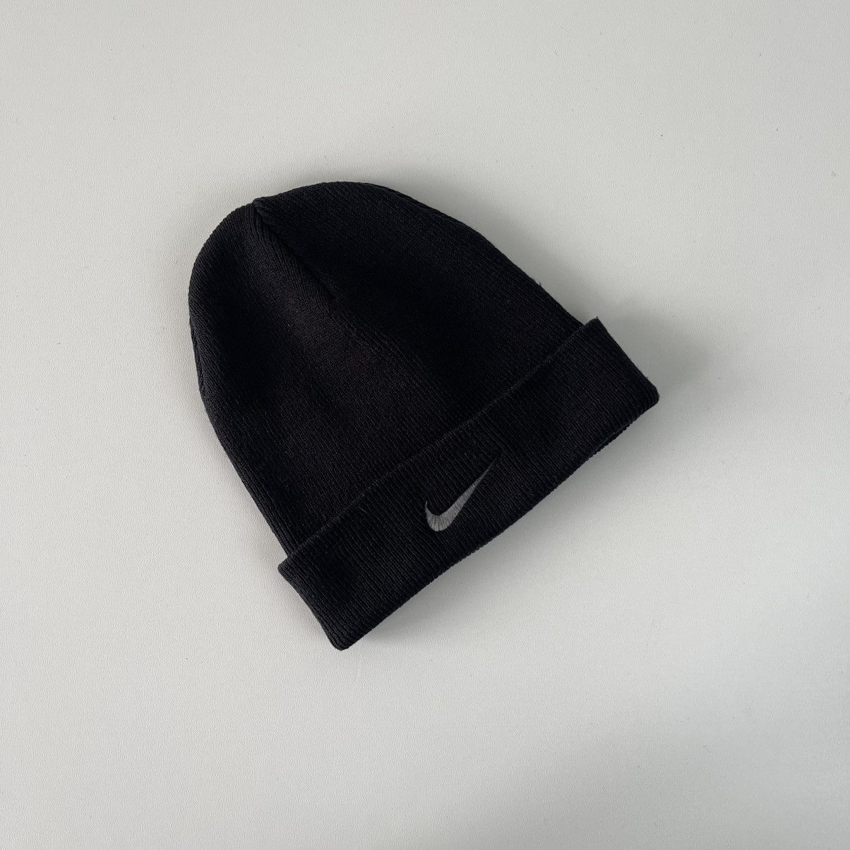 Nike Nike Swoosh Logo Vintage Beanie Hat Black Y2K Gorpcore Size ONE SIZE - 8 Thumbnail