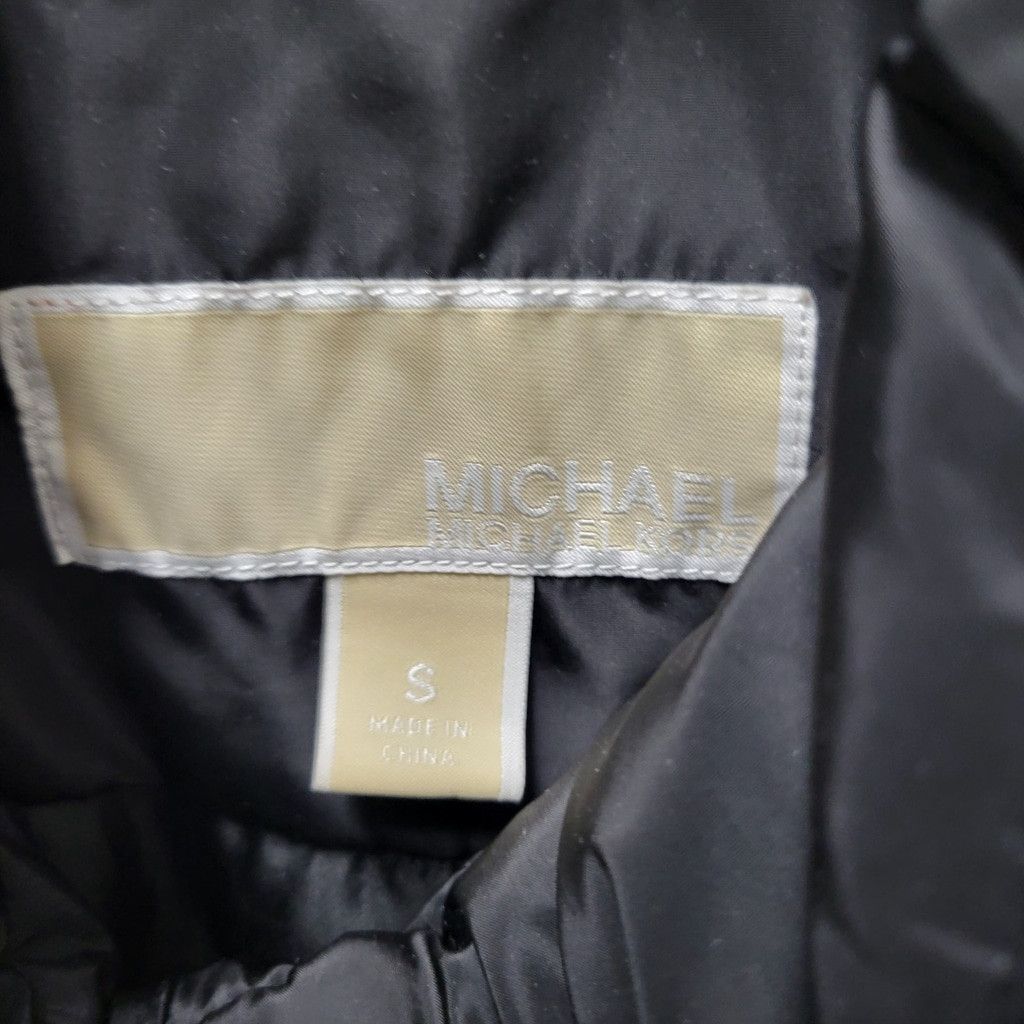 Michael Kors Michael Kors Women Black Puffer Gold Plated Nylon Vest Small Size S / US 4 / IT 40 - 6 Thumbnail