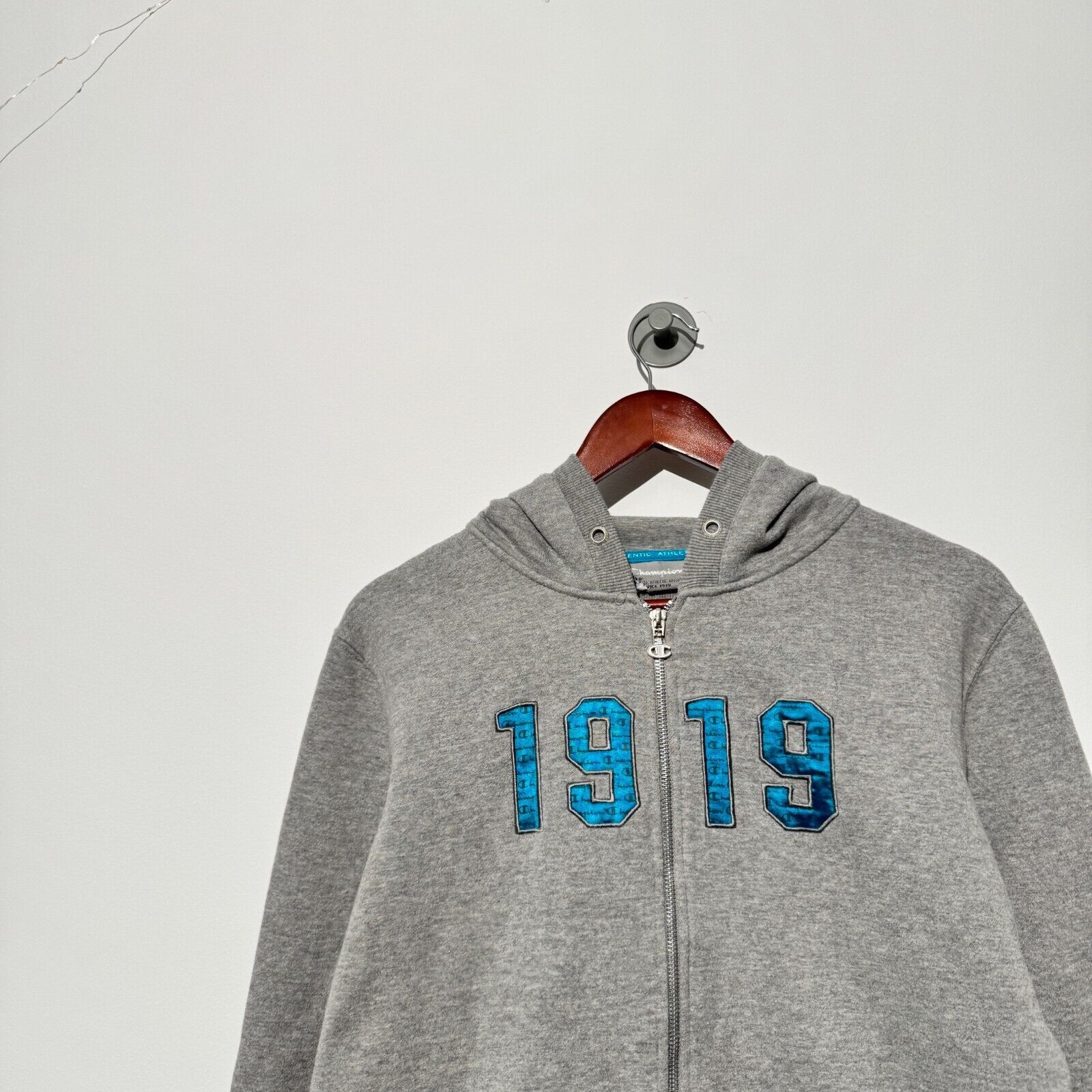 Champion Vintage Champion Unisex Gray Cotton Hoodie Size S Reverse Size US S / EU 44-46 / 1 - 5 Thumbnail